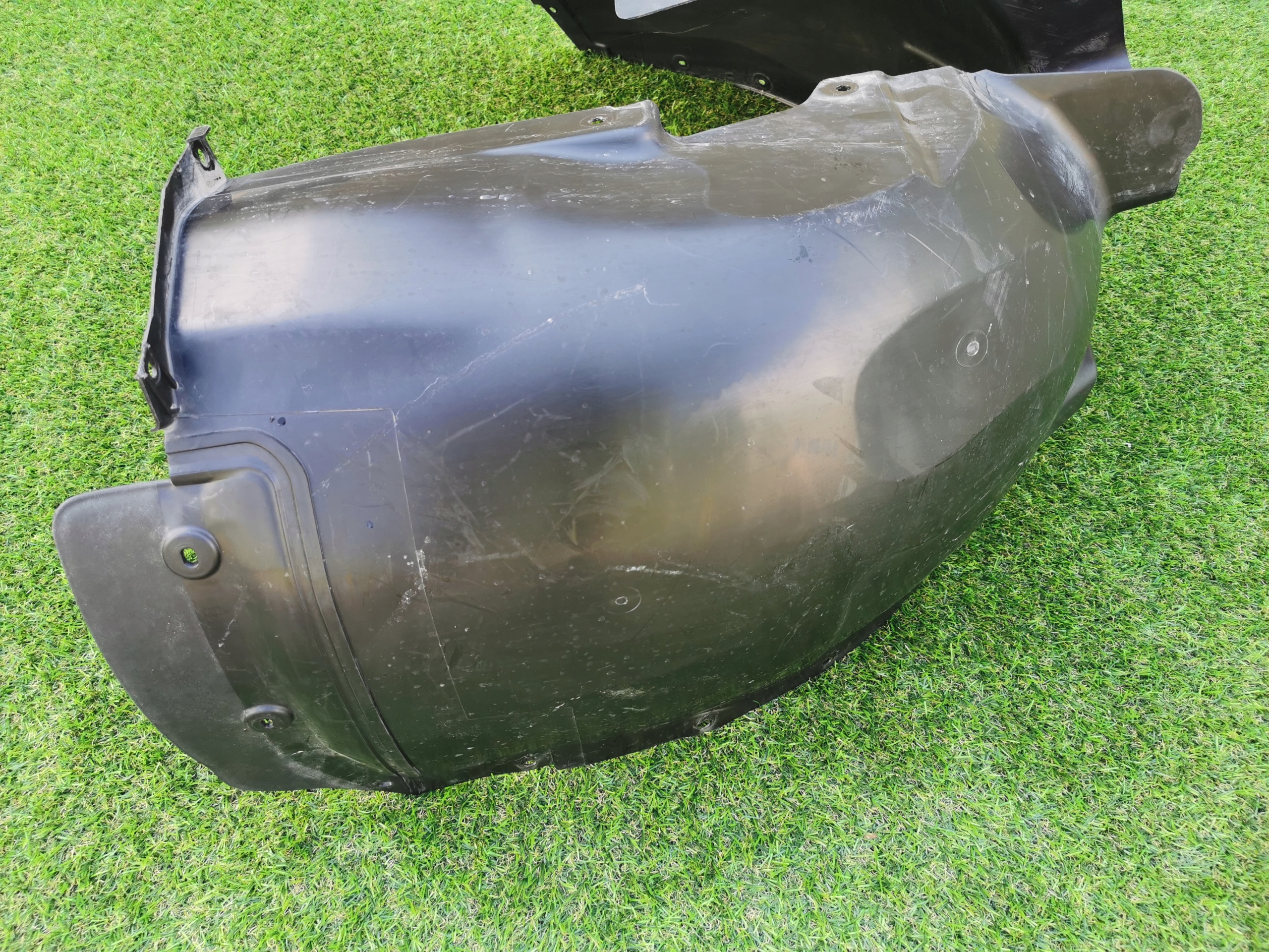 VOLVO POLESTAR II NADKOLE LEWE PRZOD całe! Numer katalogowy części 31694435