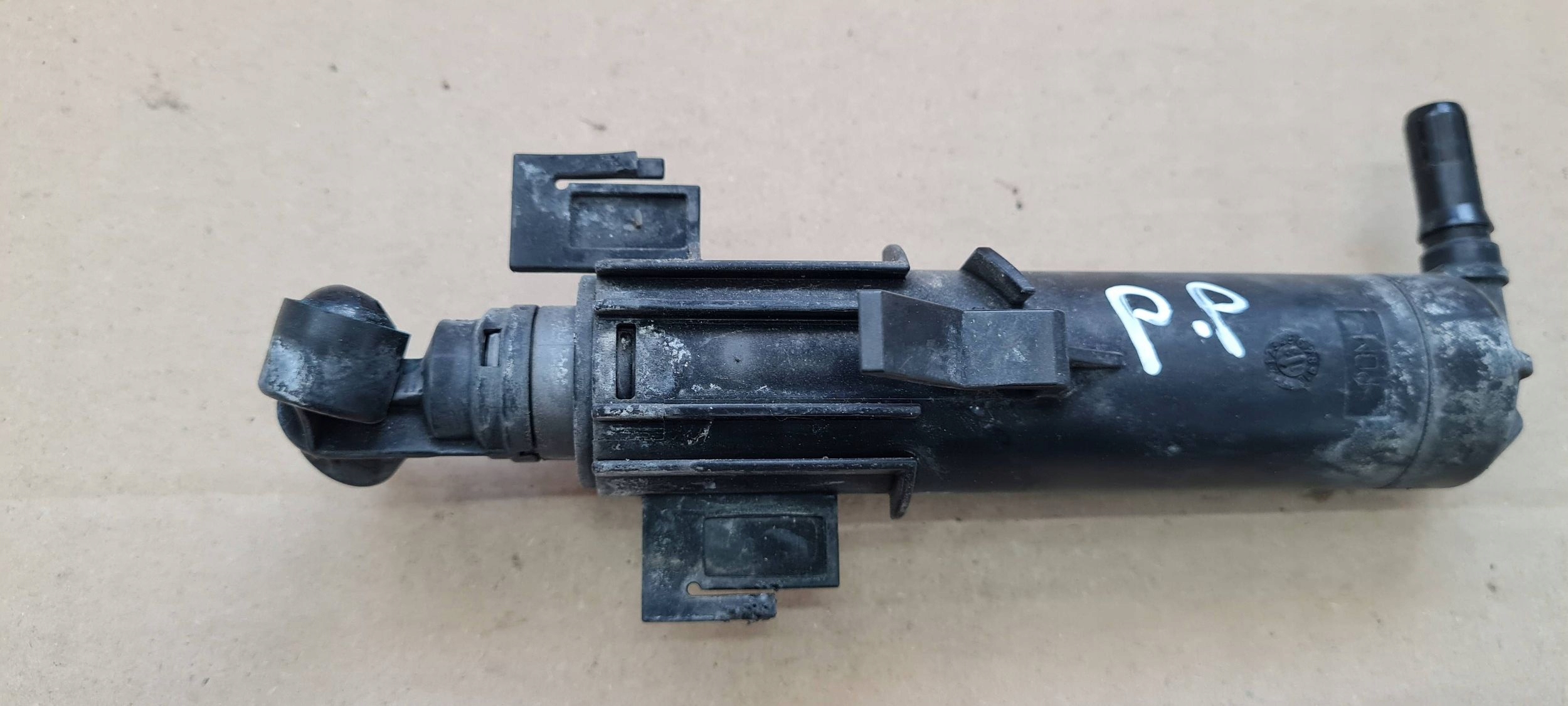 A5 8T S5 LIFT washer DYSZA lights right front 8T0955102D