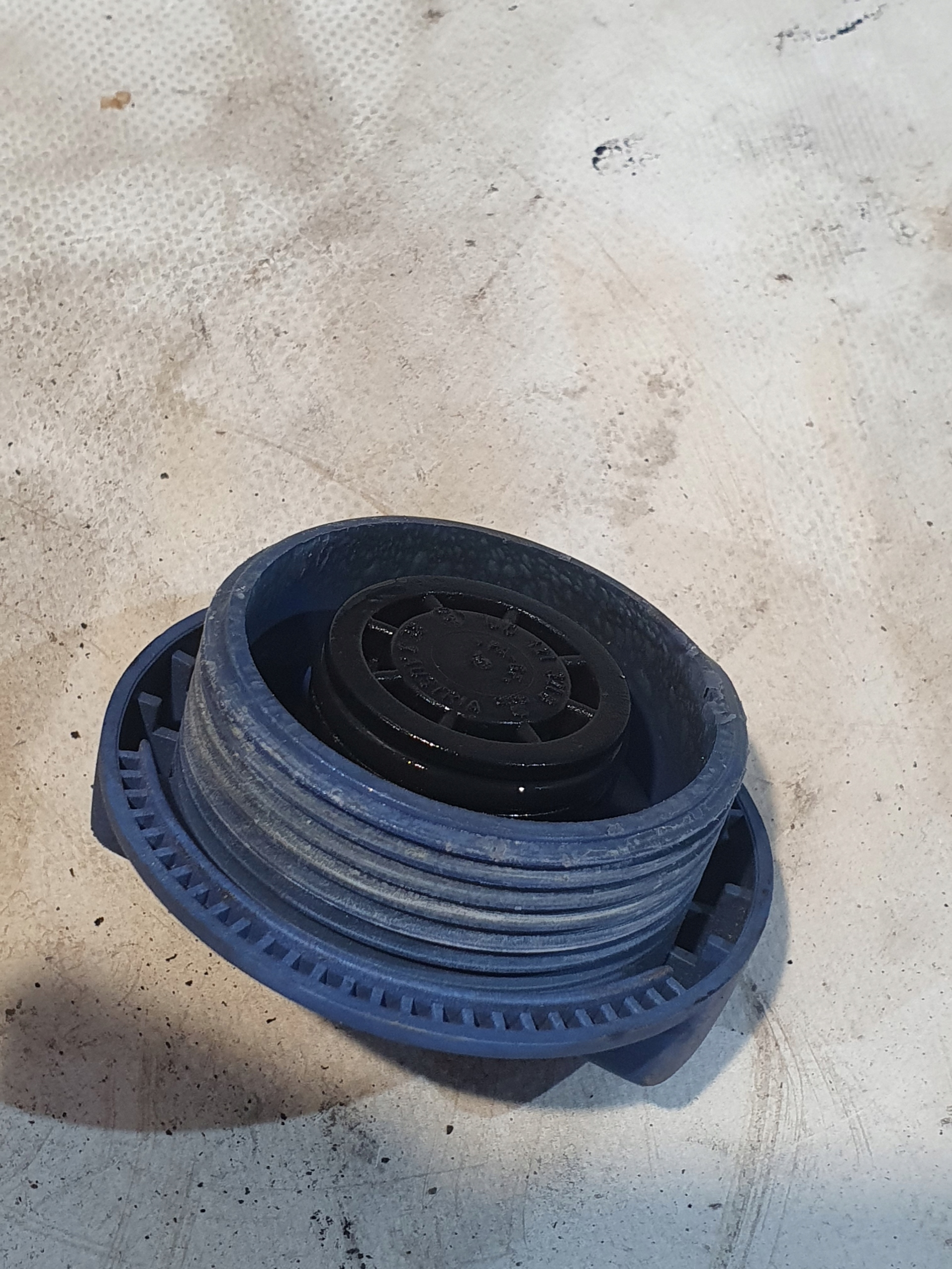 Scheibenwaschbehälter AUDI A3 8L 1.6B 98r.
