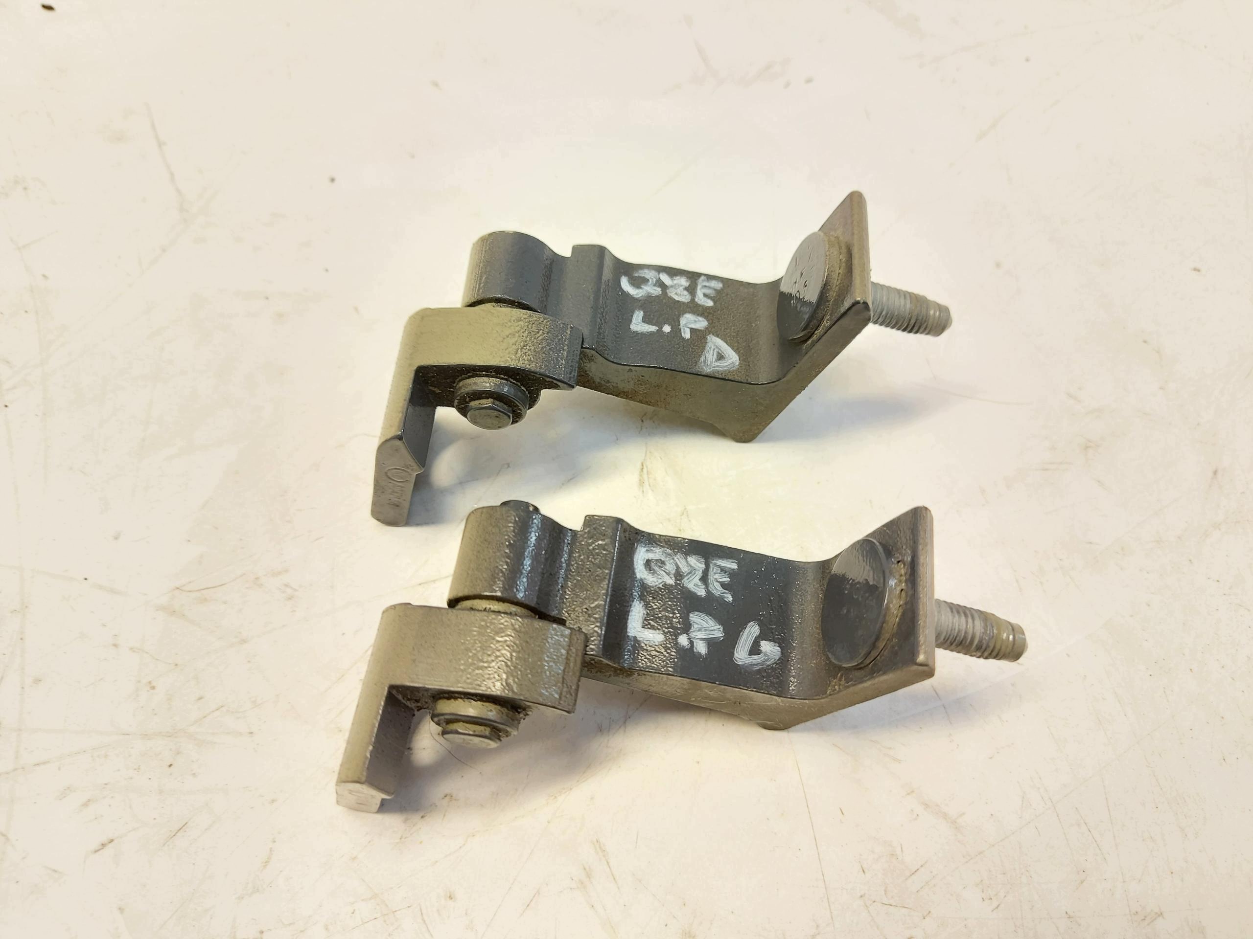 Audi Q8 E-TRON SportBack 4KE hinges hinge door left front upper lower