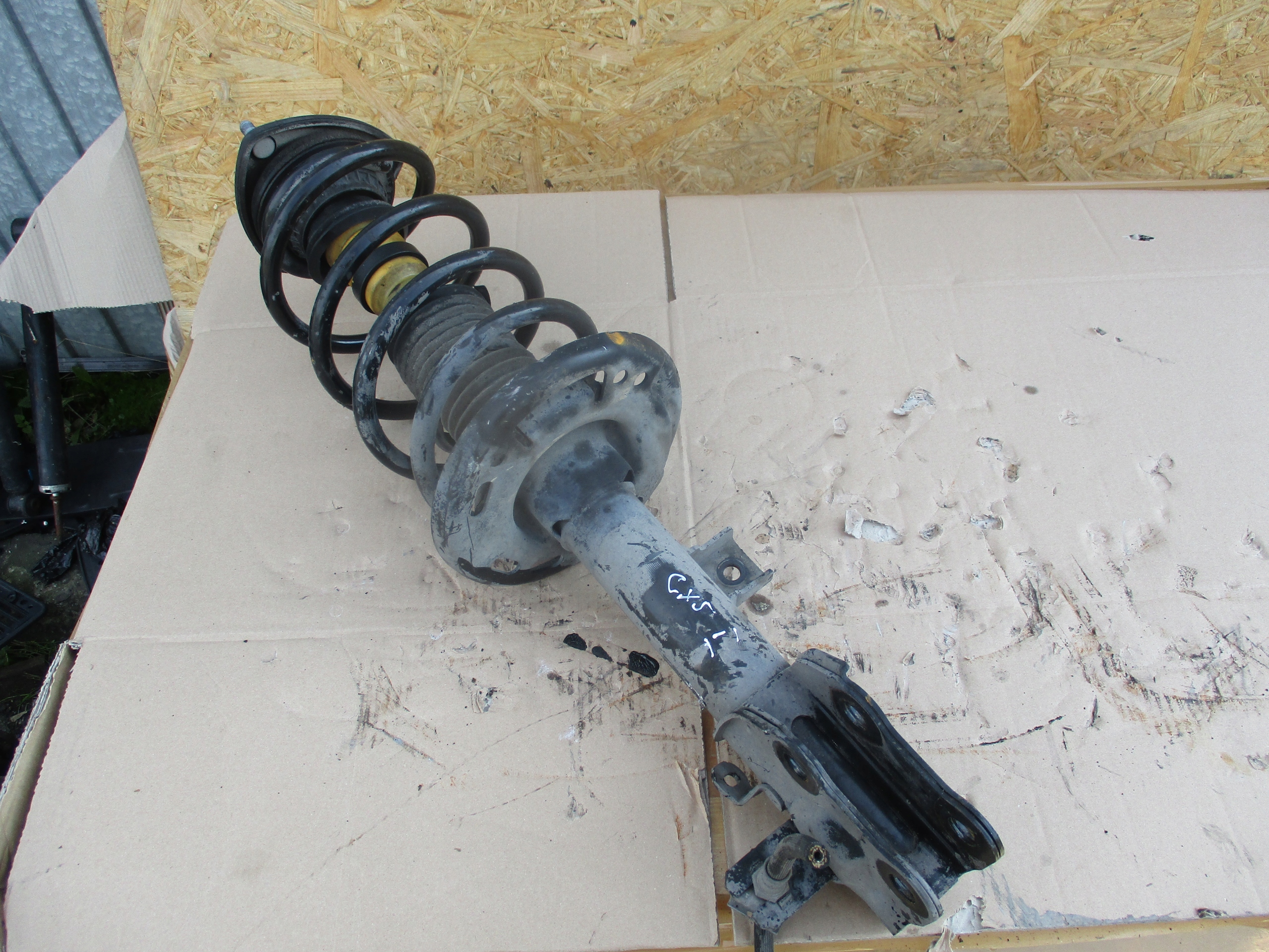 shock absorber front left Mazda CX5 12-17