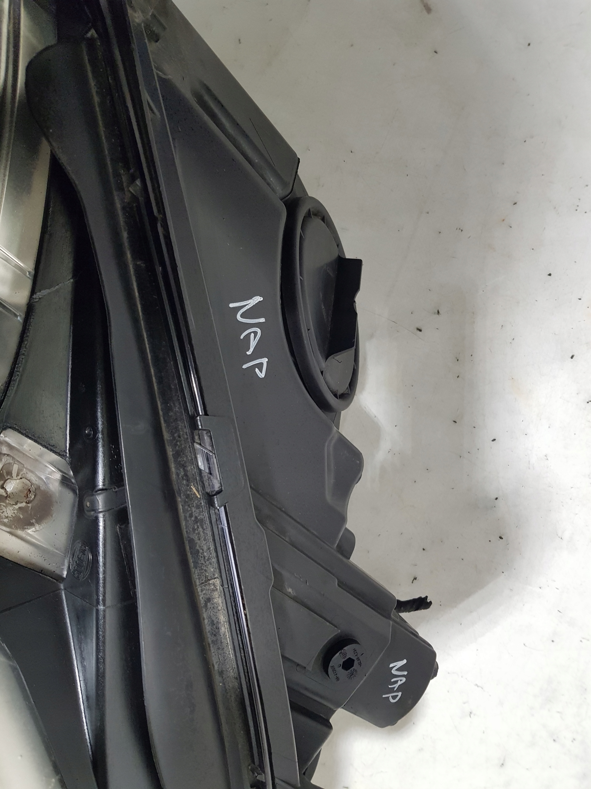 MERCEDES W212 light H7 left front UK