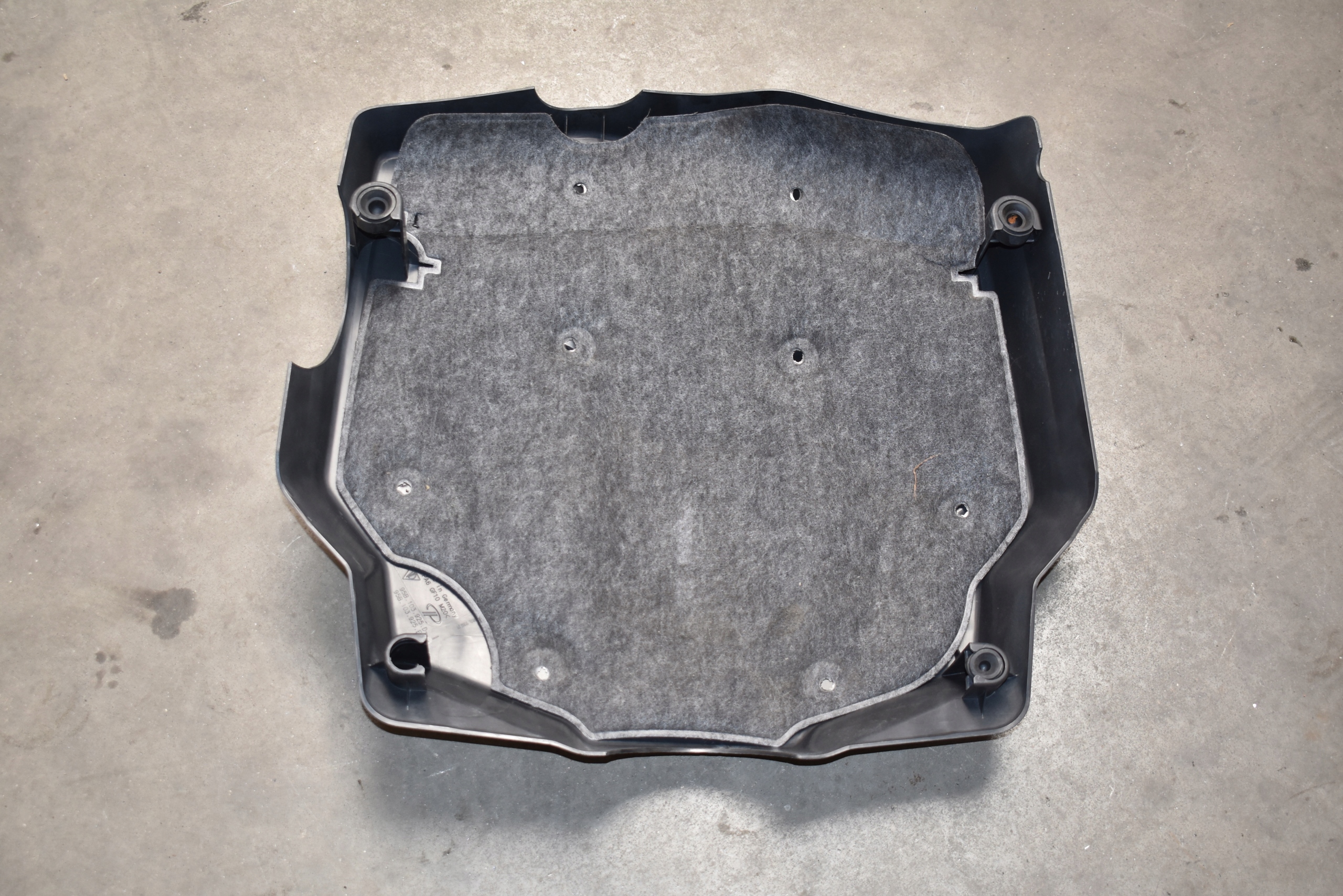 IDEALNA engine housing cover 3.0 V6 S PORSCHE MACAN 1