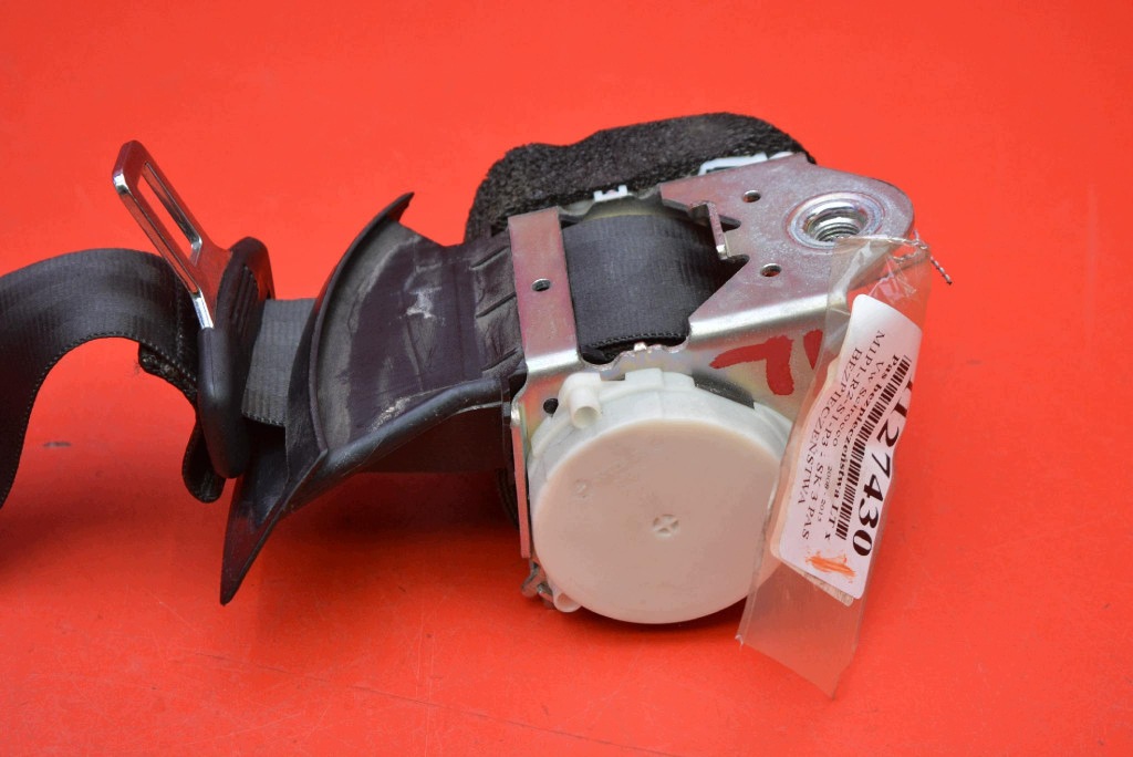 Gurten Sicherheits links heck 1K8857805 VW SCIROCCO 3 III 08-14
