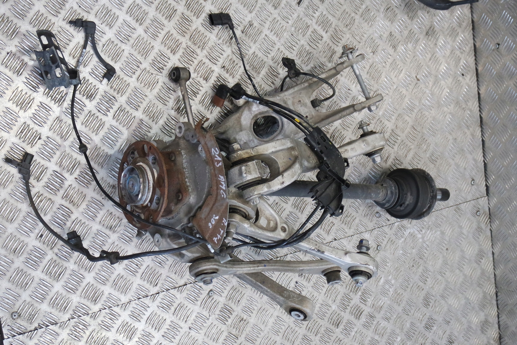 Підвіска POLOS права задня MERCEDES E 63 E63 AMG