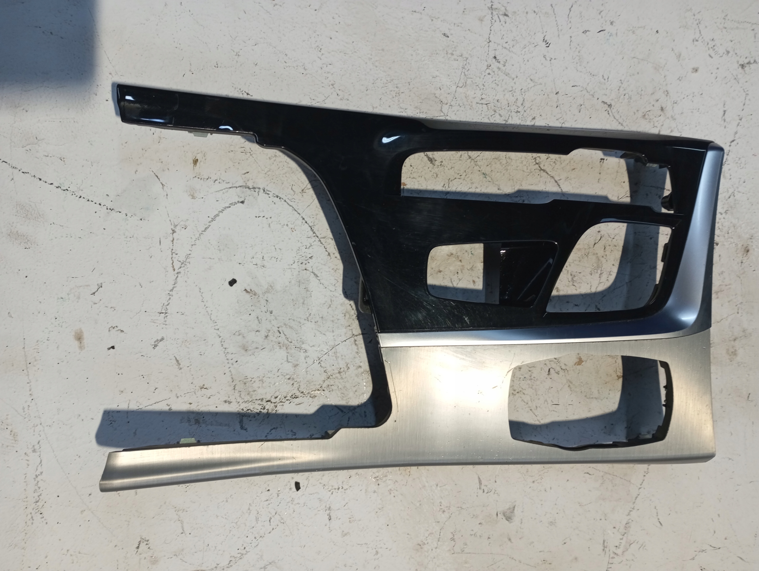 DEKOR RÁM lišta TUNELU BMW 6 G32