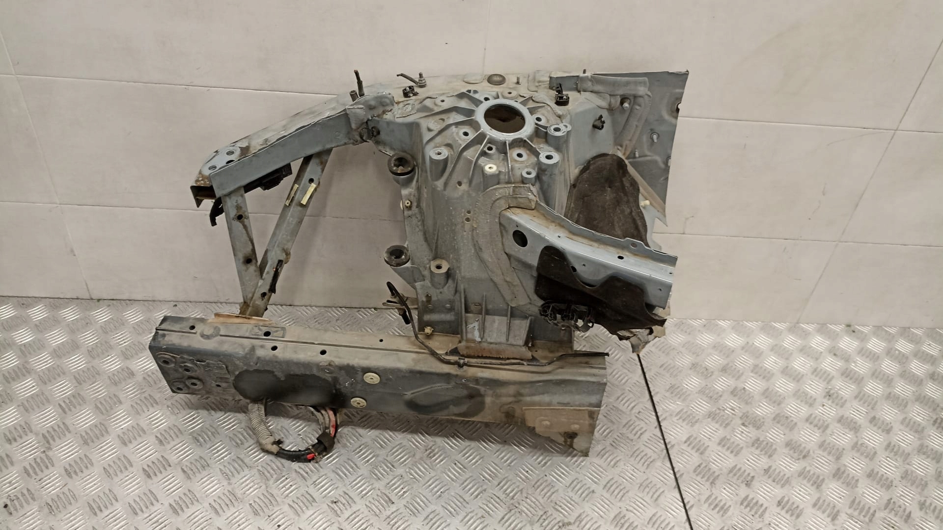 BMW G22 quarter right front quarter placement C4P