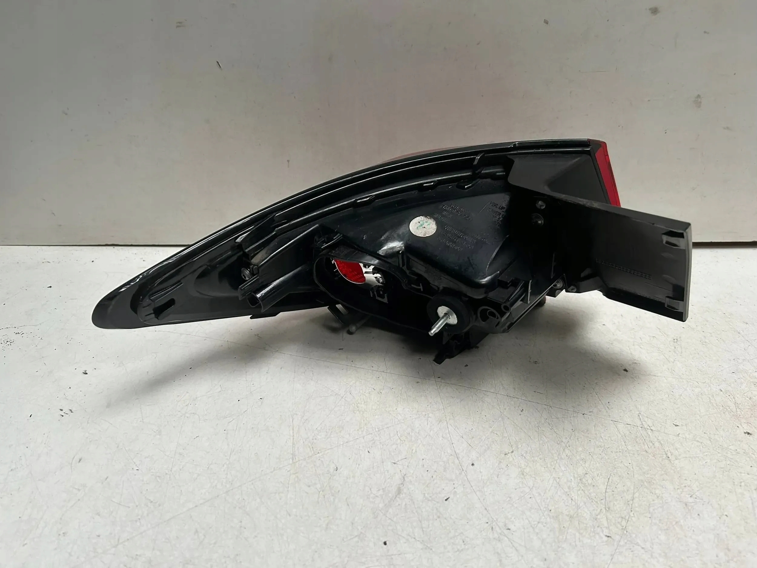 Lampa tył prawy Opel Astra K Producent części Opel OE