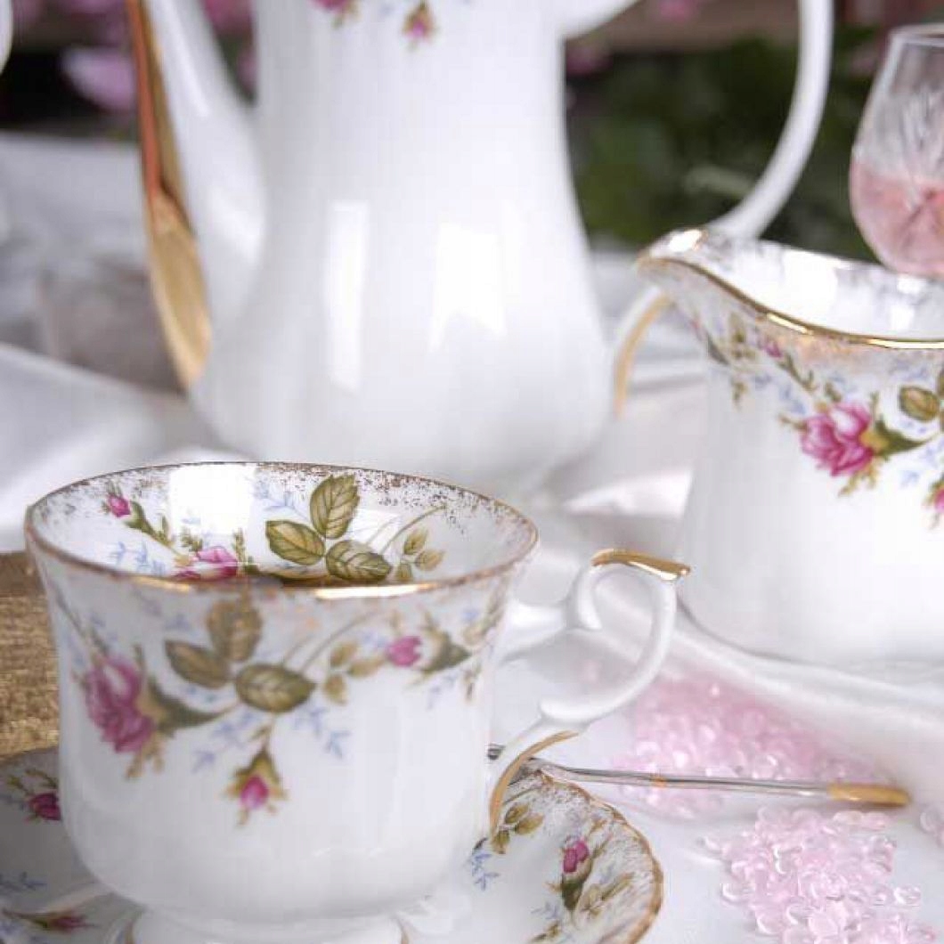 SPODEK FILIZANKĘ KUBEK CHODZIEŻ IWONA B013 14 CM Marka inna