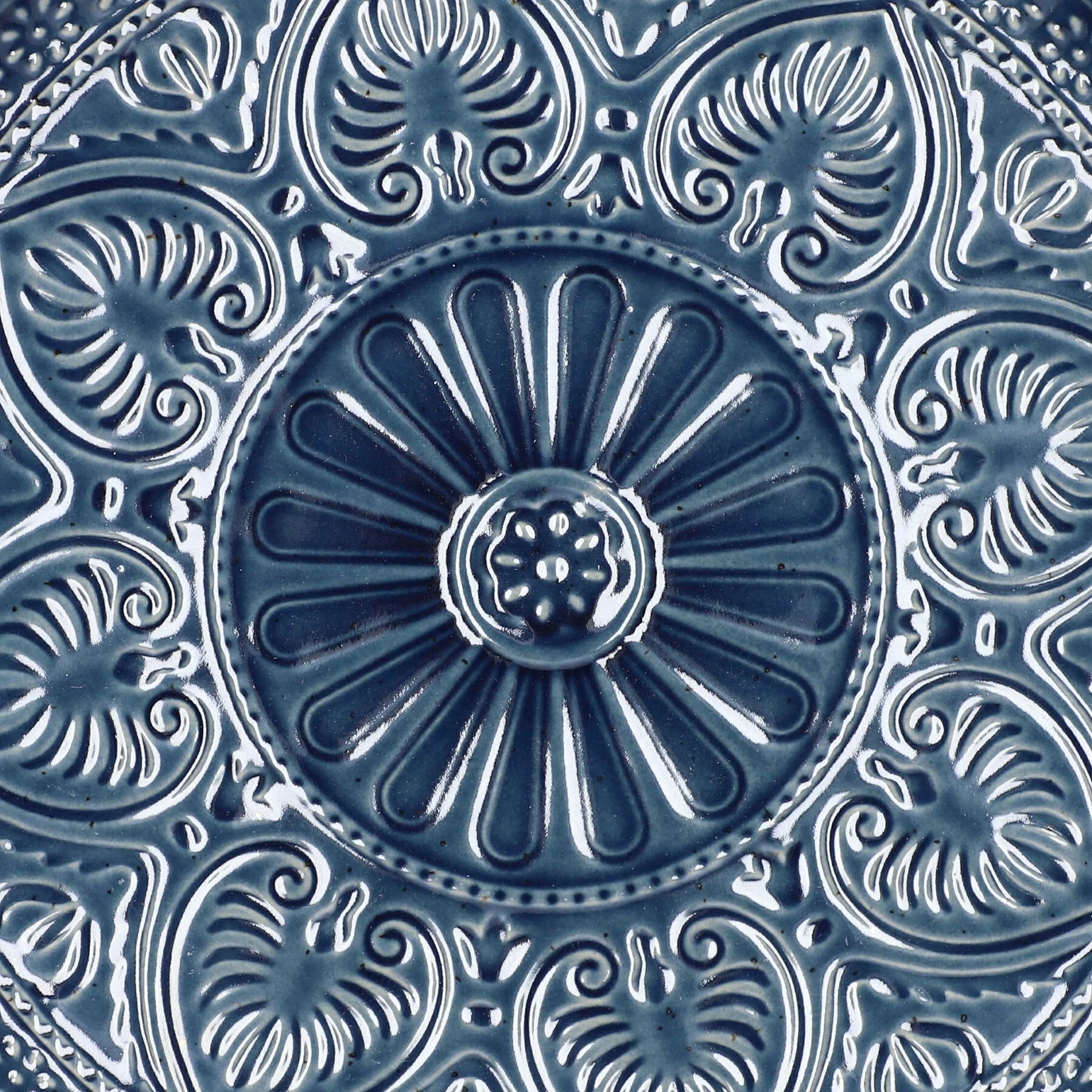 Talerz INDIE deserowy granatowy 21 cm HOMLA Kształt okrągły