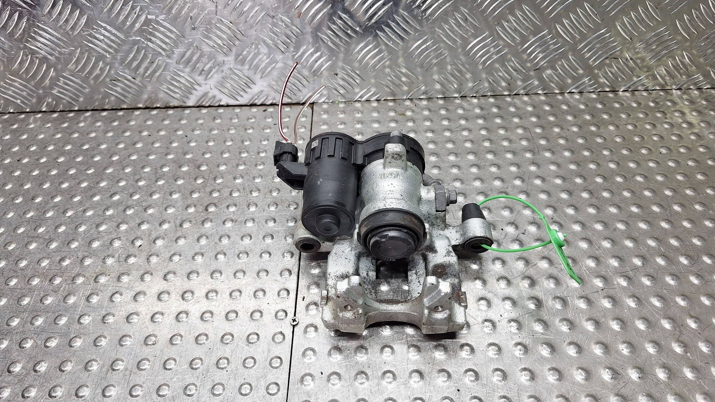 caliper brake right rear part NX61-2D250-BEB FORD KUGA MK3 FOCUS MK4
