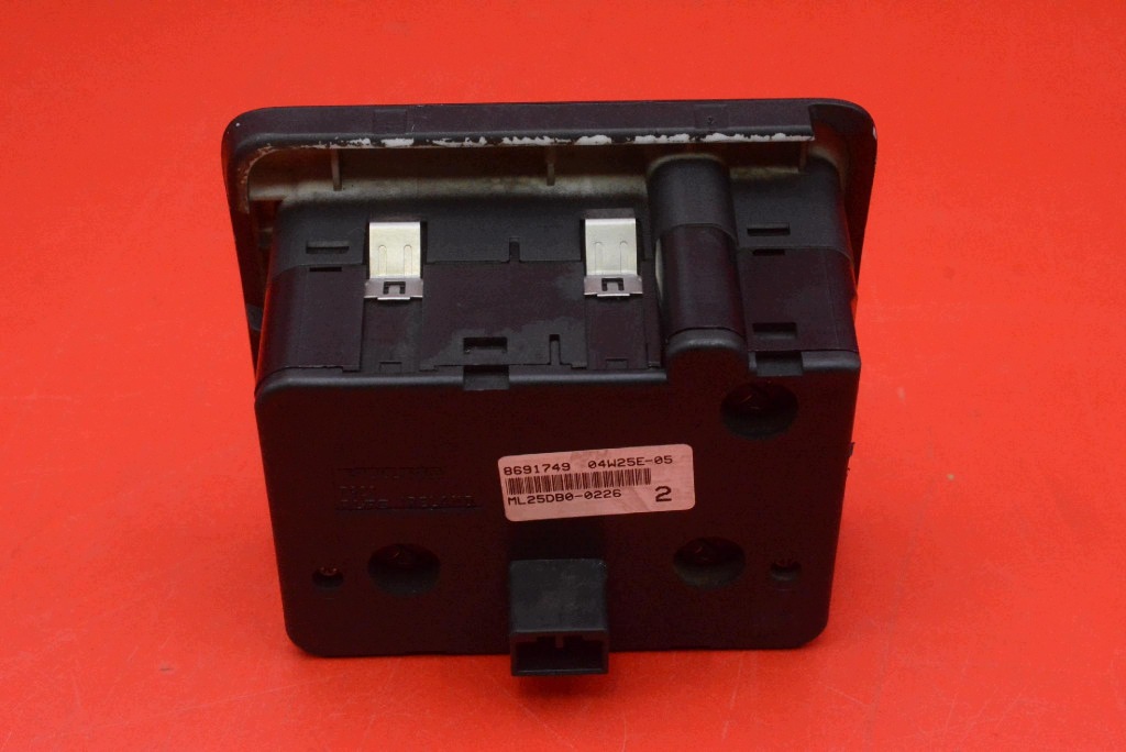 switch light switch 8691749 VOLVO S60 1 and V70 2 II 00-05