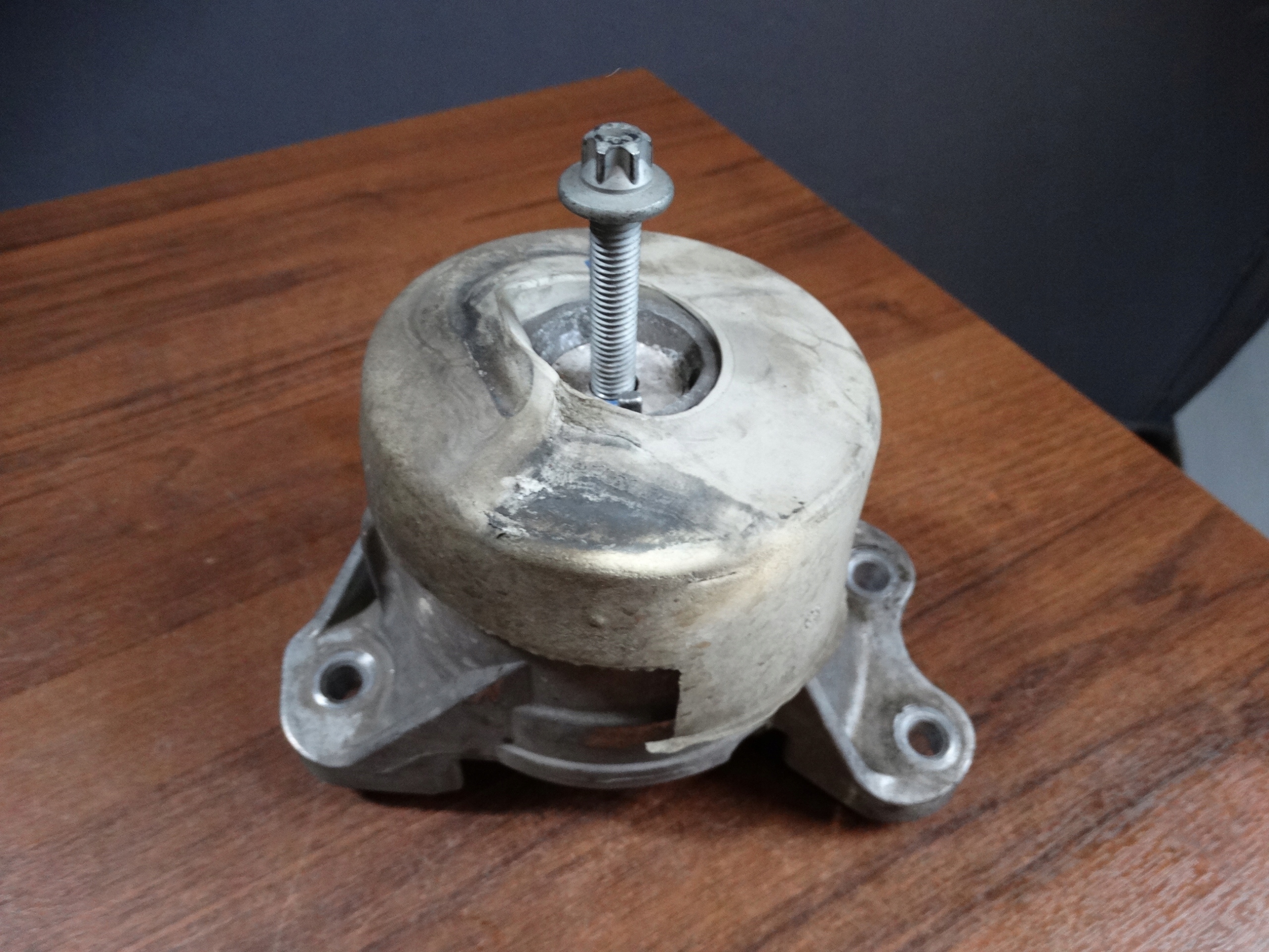 IDEAL engine mount right MERCEDES W205 W213 1