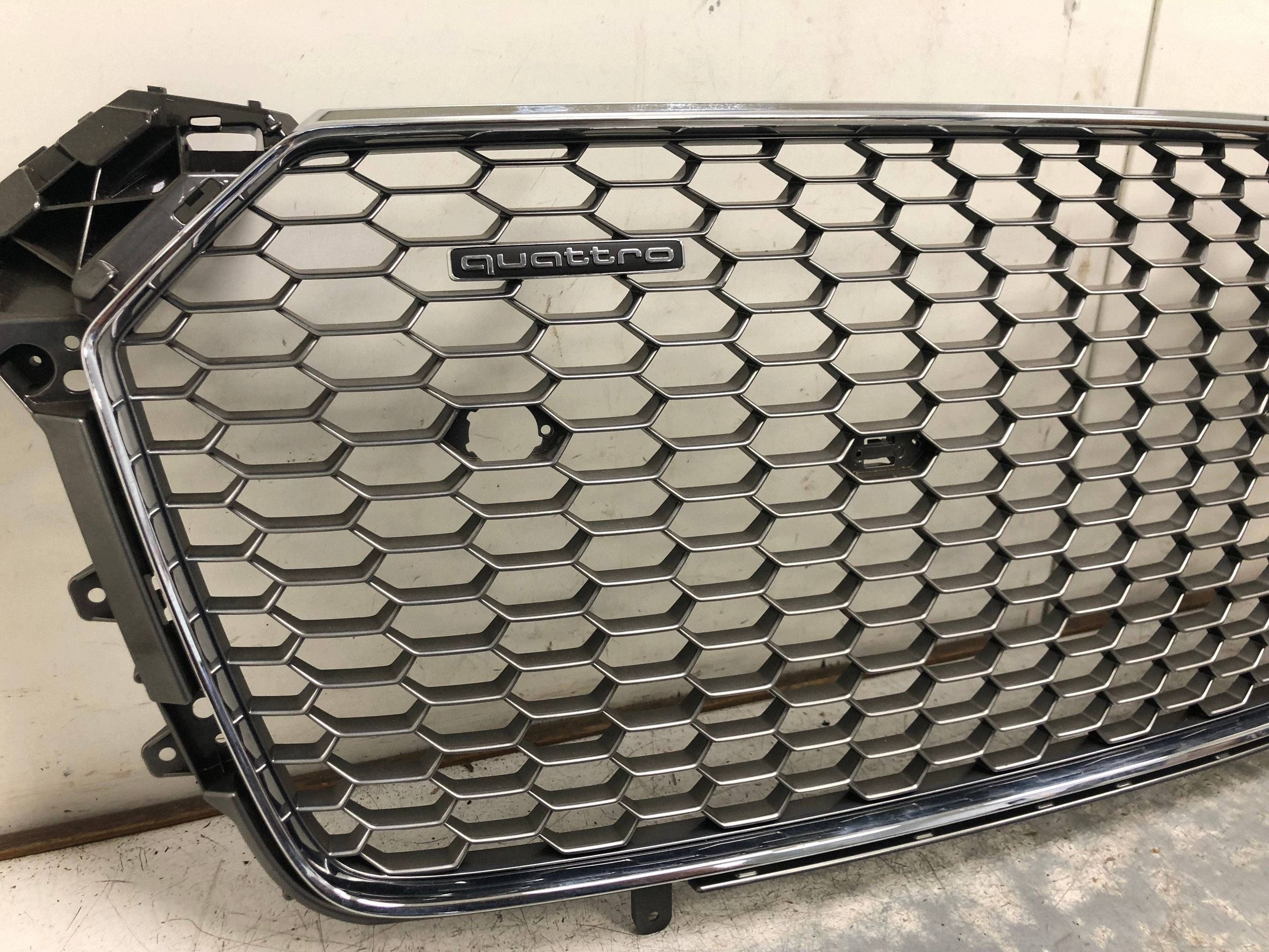 Grill Grill CHROM AUDI R8 4S 4S0853653D