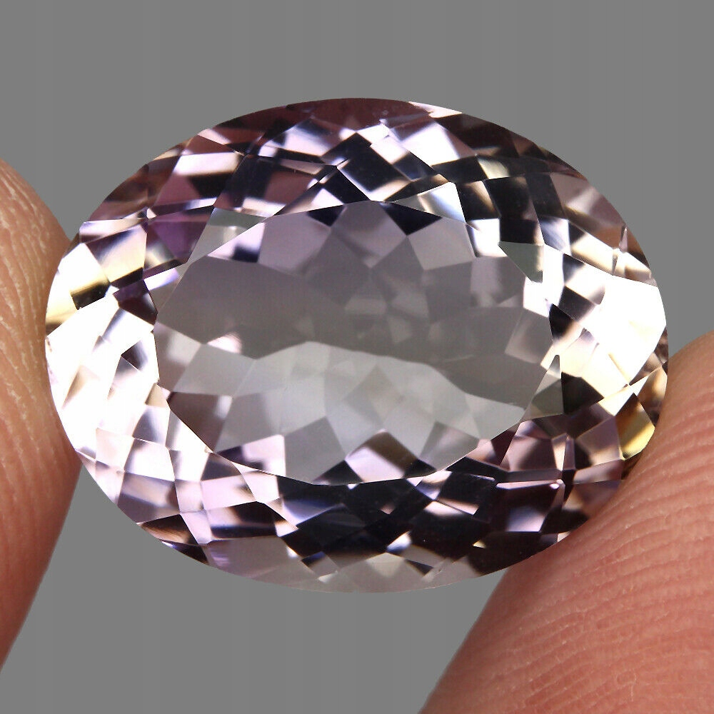 Ametryn přírodní kámen If 16.93ct