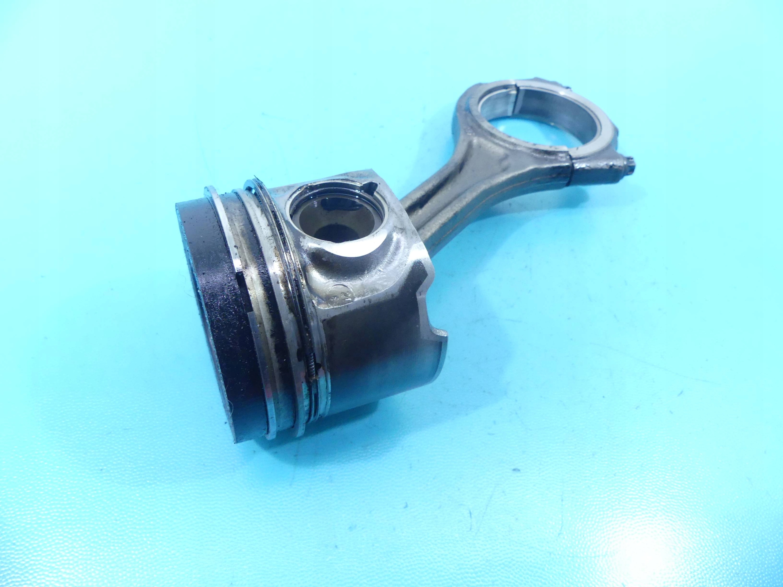 TŁOK KORBOWÓD VW TOUAREG I 7L 3.0 TDI V6