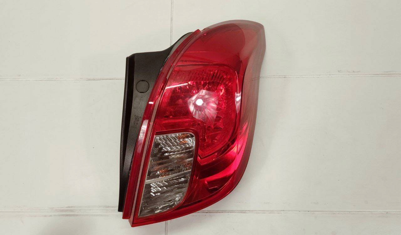 light rear right side Opel Mokka 2015 42435942