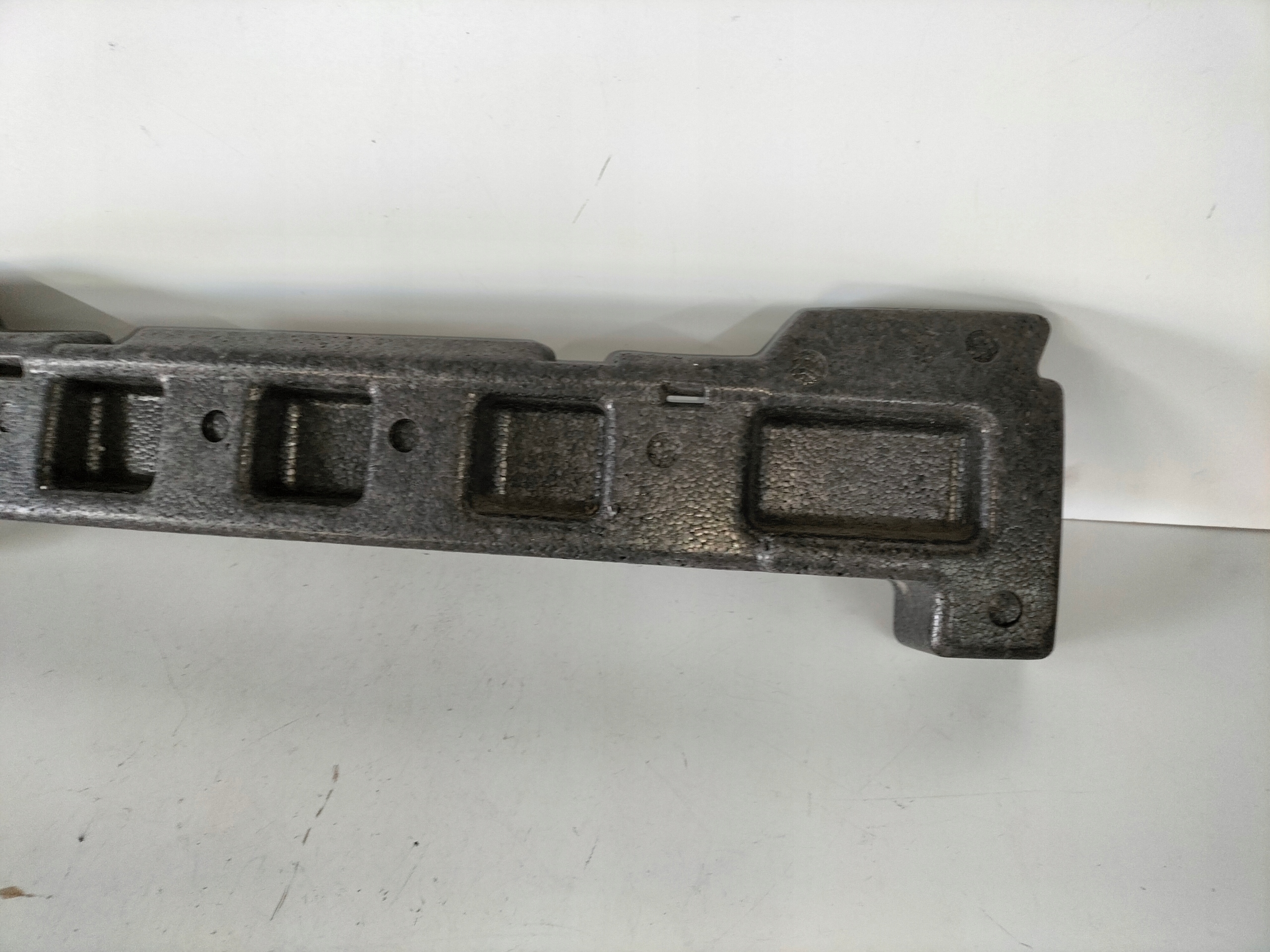 Absorber pianka Paraurti Anteriore KIA CEED e 06-09