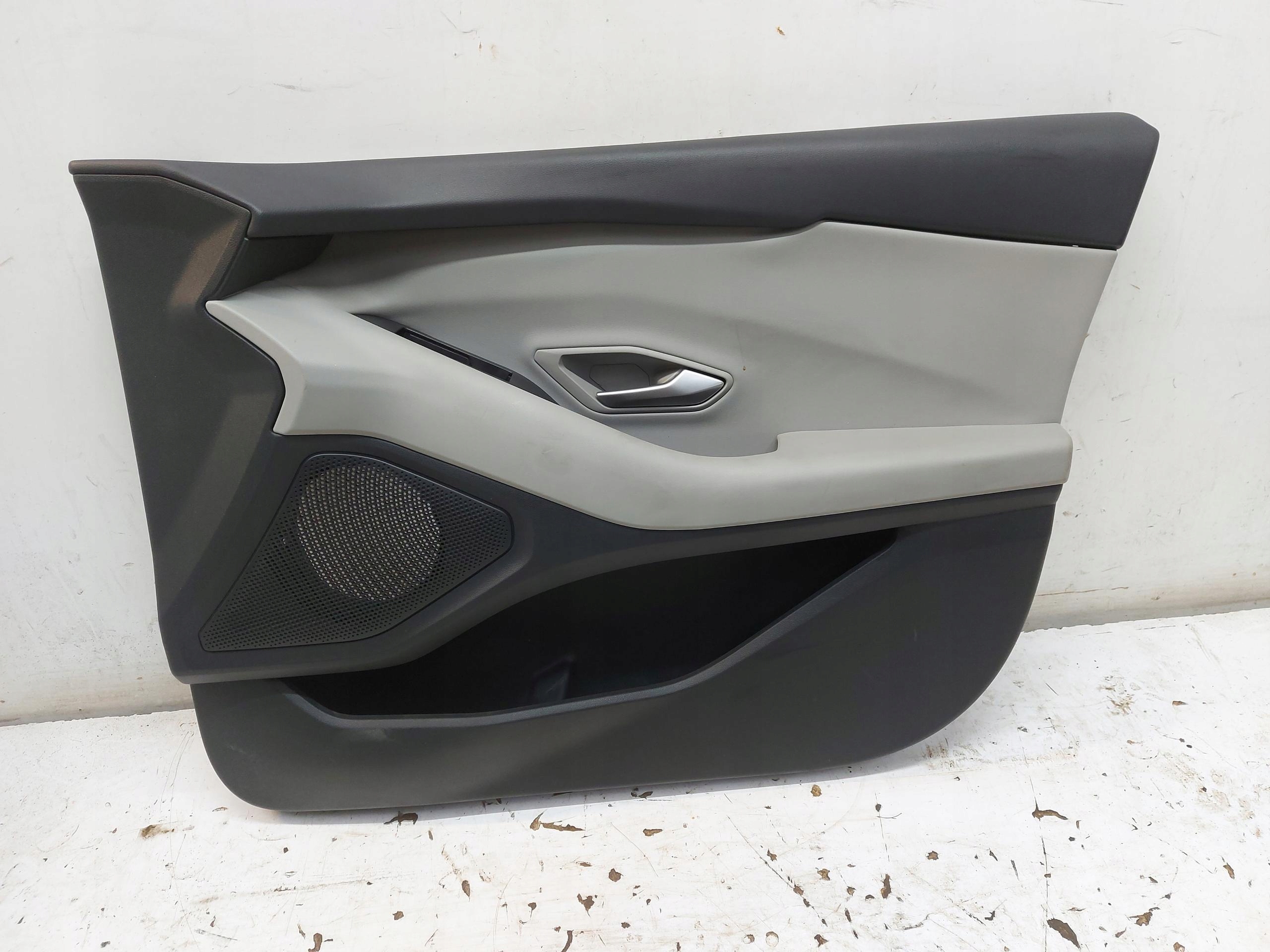 Ford Explorer VII R2KB upholstery side door right front