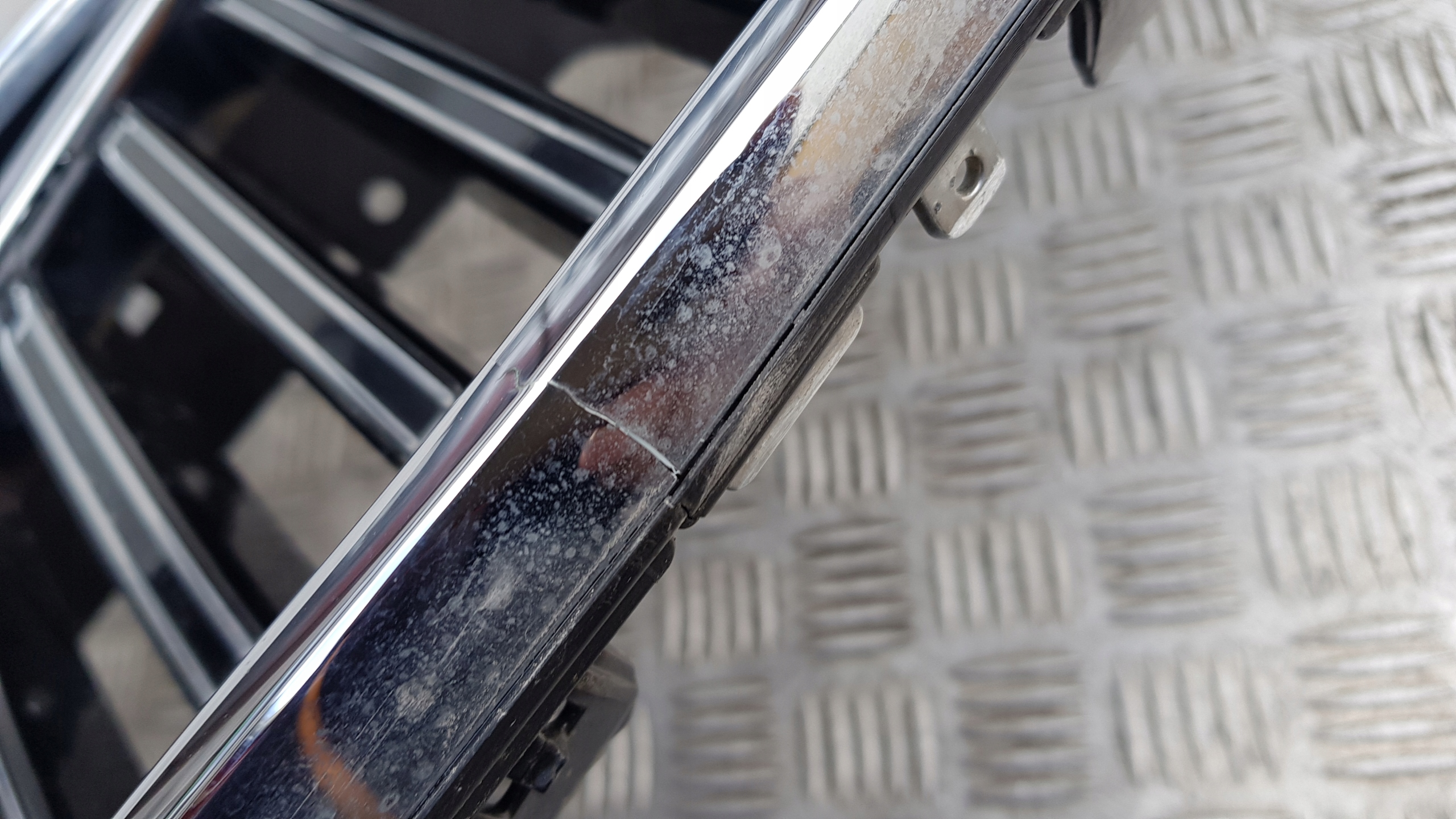 VOLVO XC60 II LIFT grill grille radiator