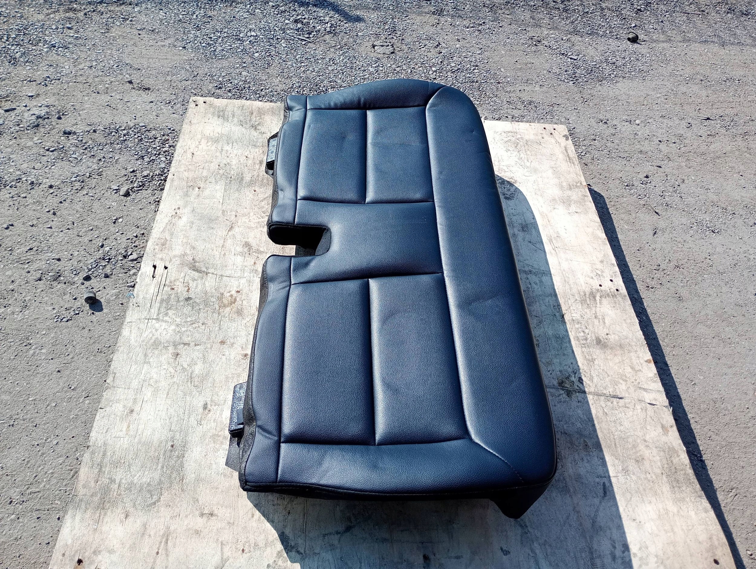 Sitz heck hinten trzeciego rzedu Ford Explorer VI 2020