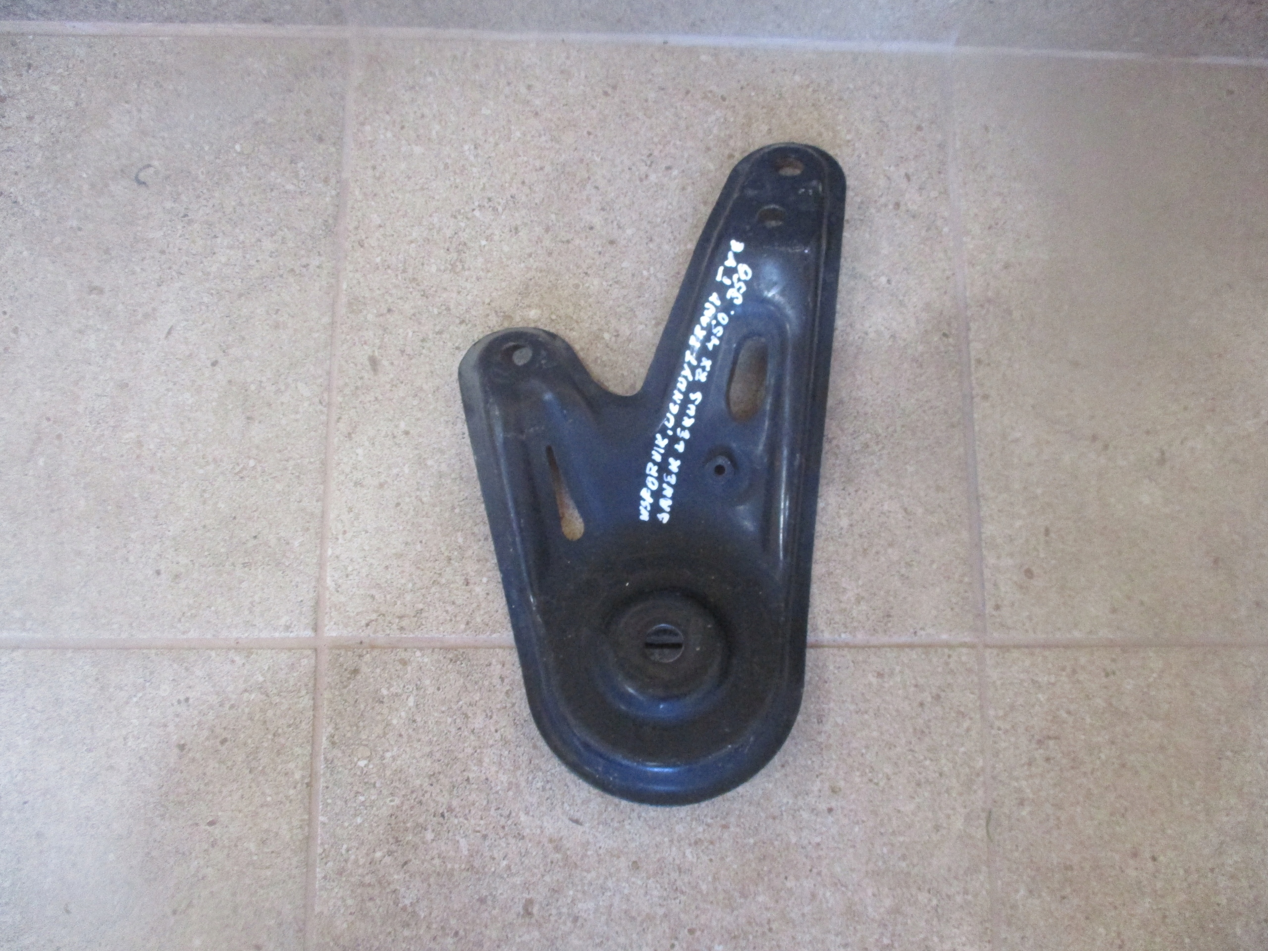 console bracket SANEK right rear part LEXUS RX 350 450H
