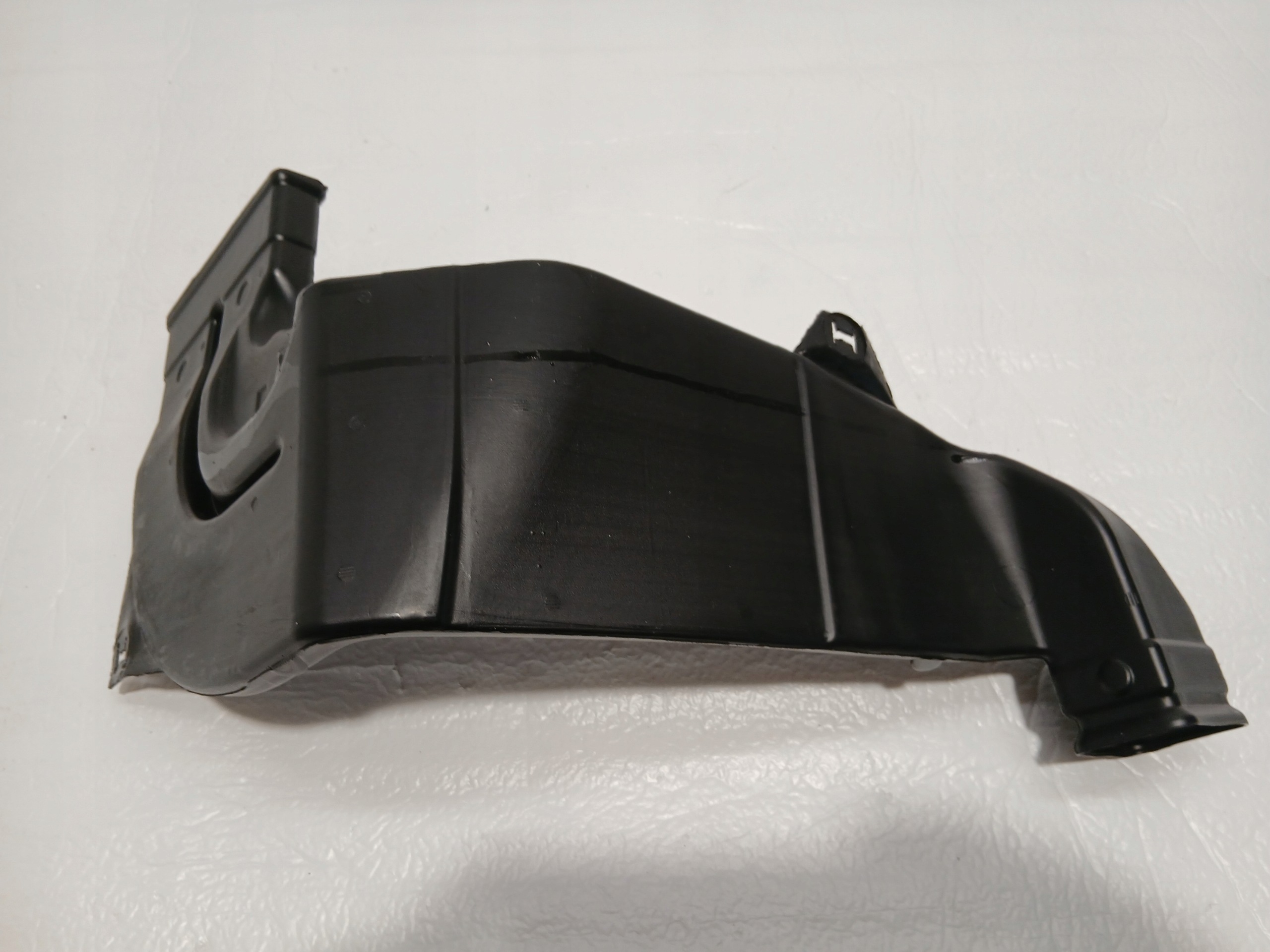 AUDI A4 B9 LIFT intake drain air cabs left 8W0819805A