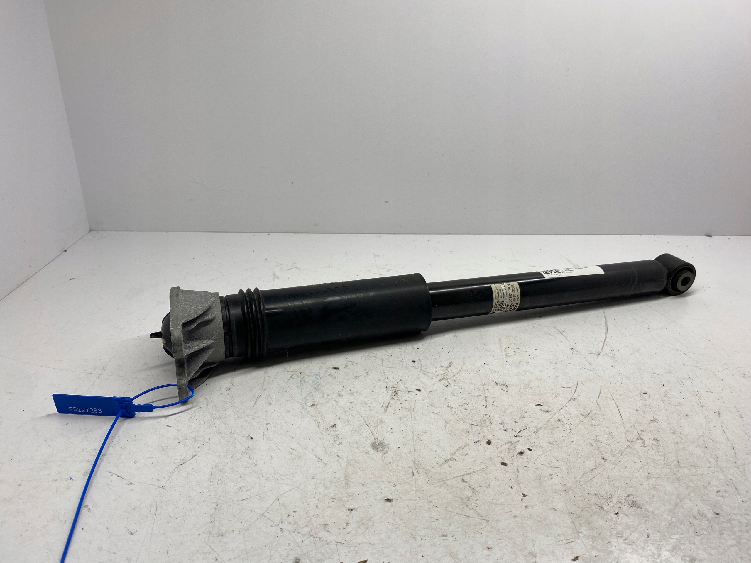 BMW 2 U06 shock absorber rear left 149415-10
