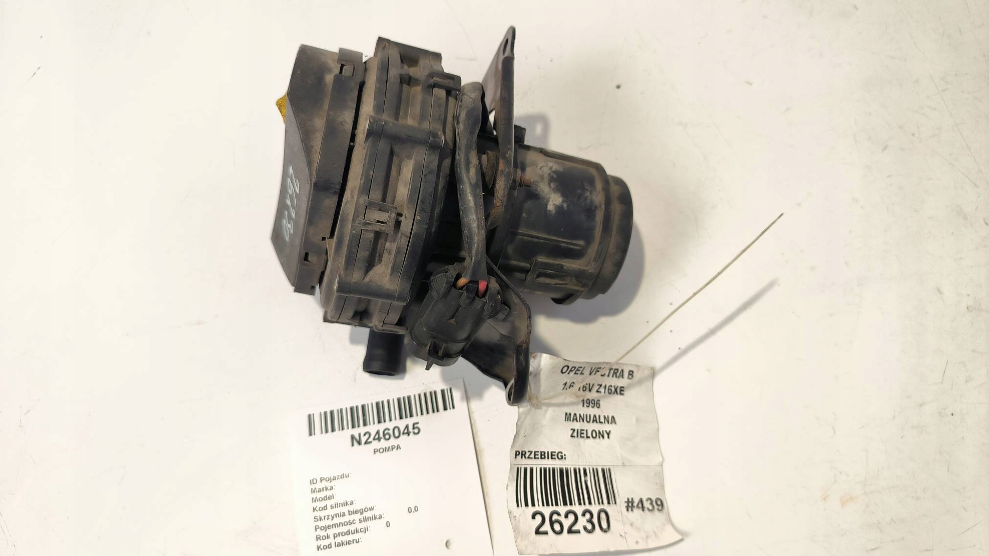 pump WTORNA air 90530018 OPEL VECTRA B
