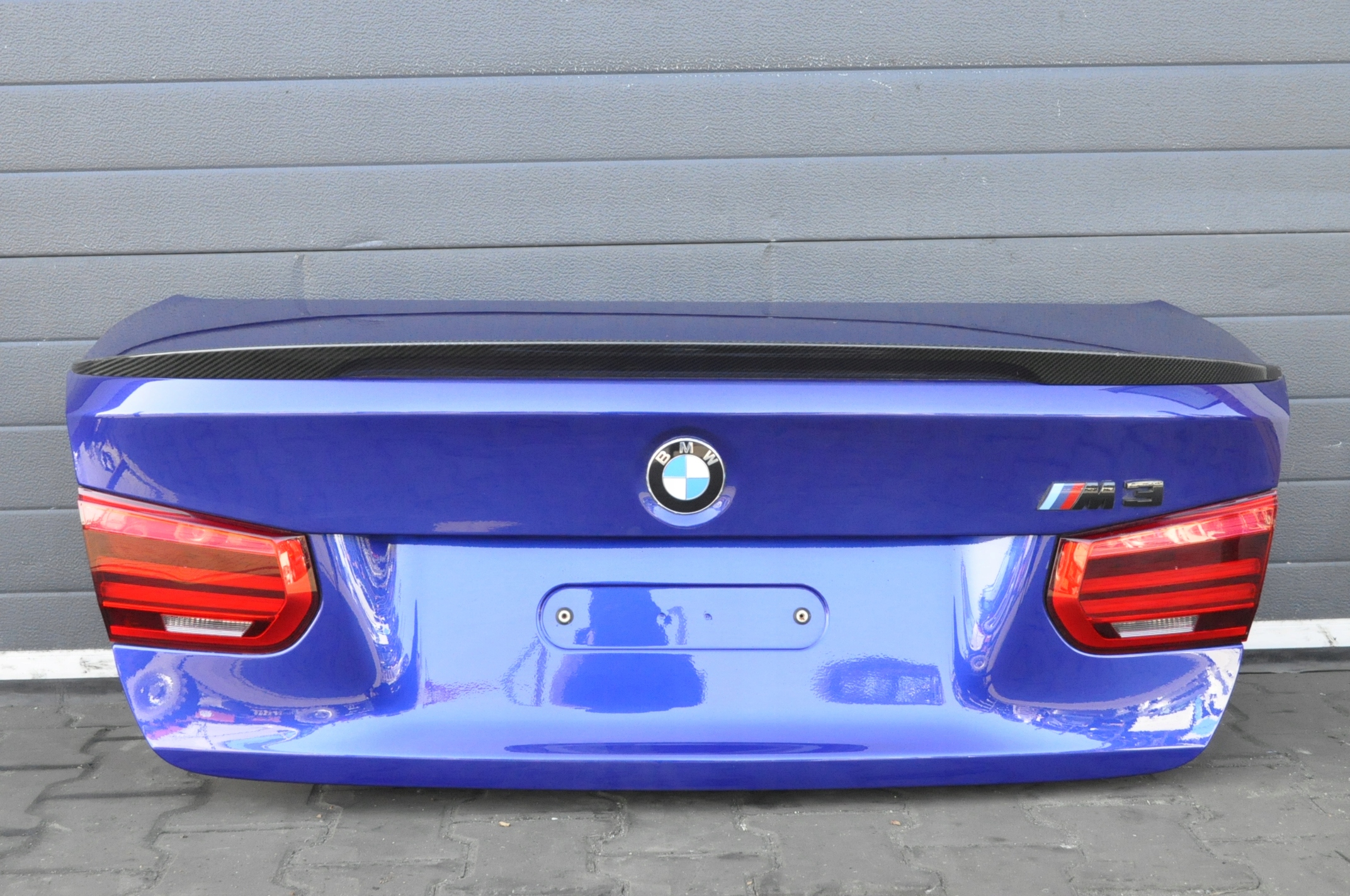 BMW 3 M3 F80 KLAPA BAGAŻNIKA TYŁ LIFT SPOILER B51