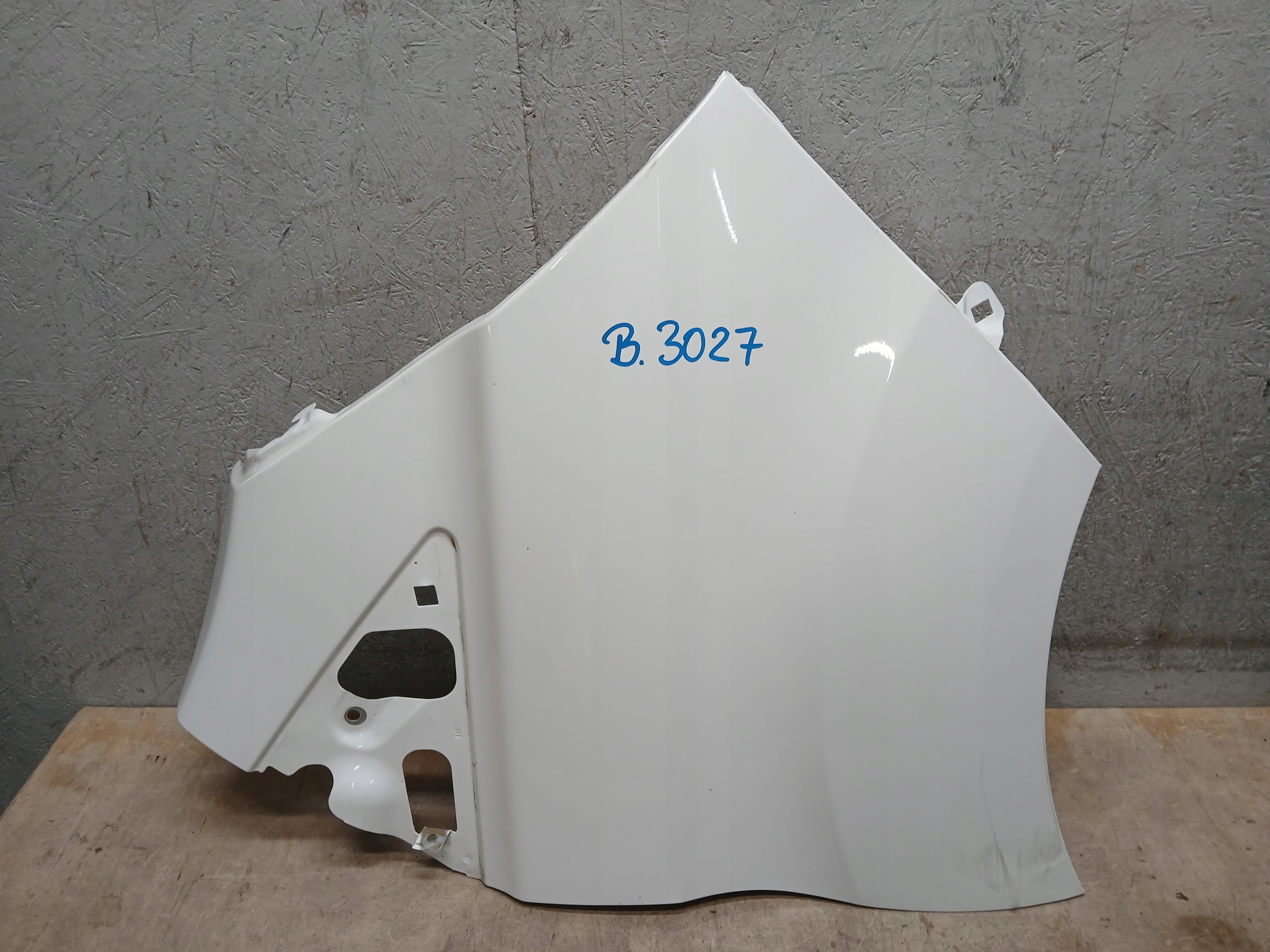 fender front right FORD TRANSIT CUSTOM LIFT 18