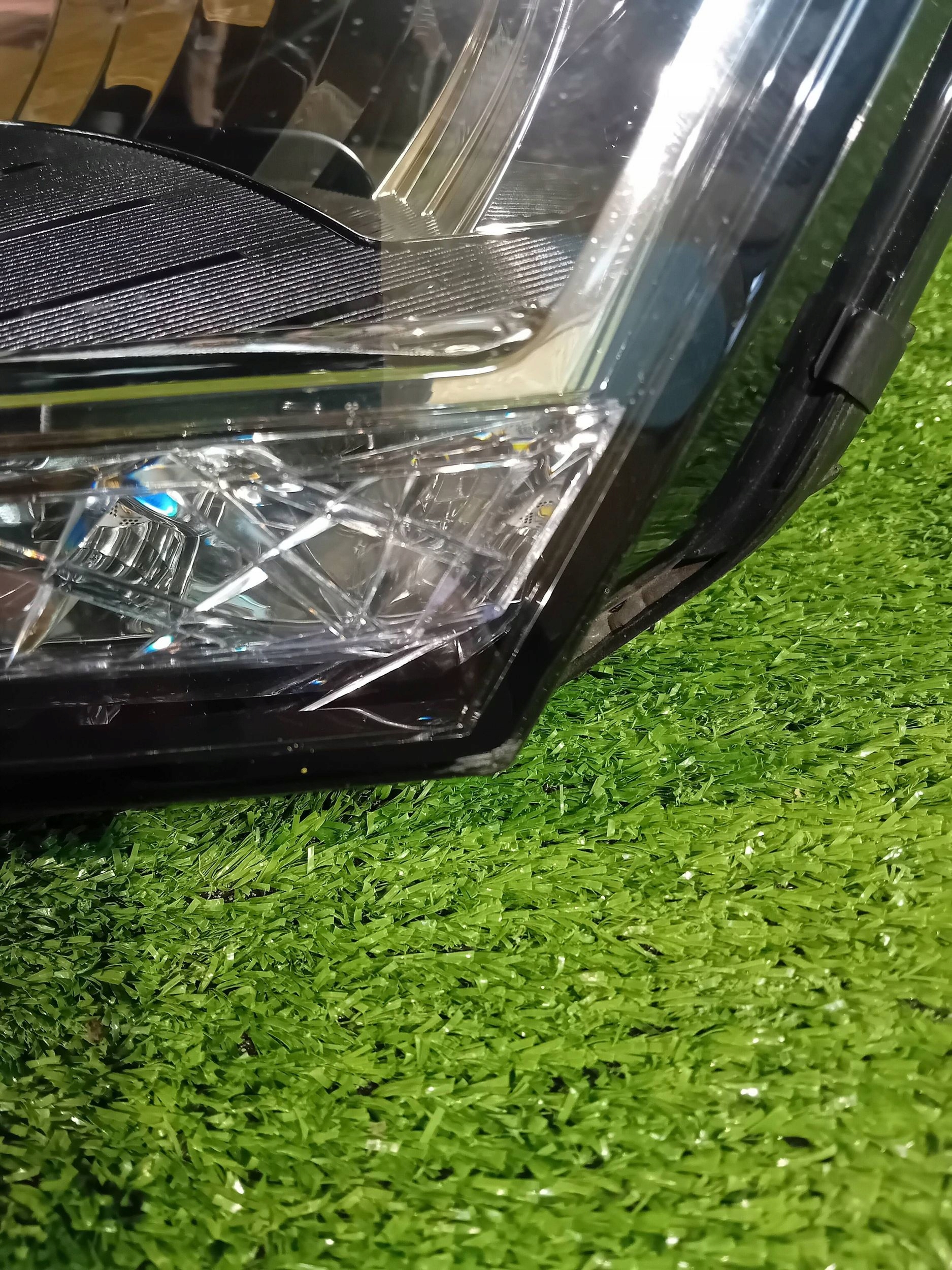 REFLEKTOR left front SKODA FABIA III LIFT 18- NR.834