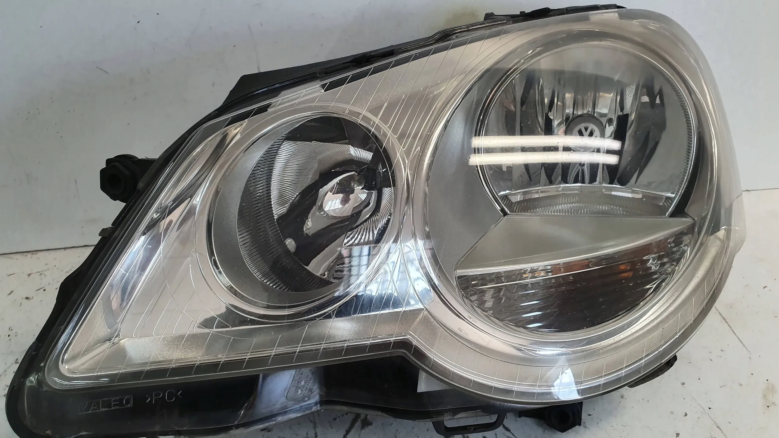 light front left 6Q1941007AQ VW POLO LIFT 05