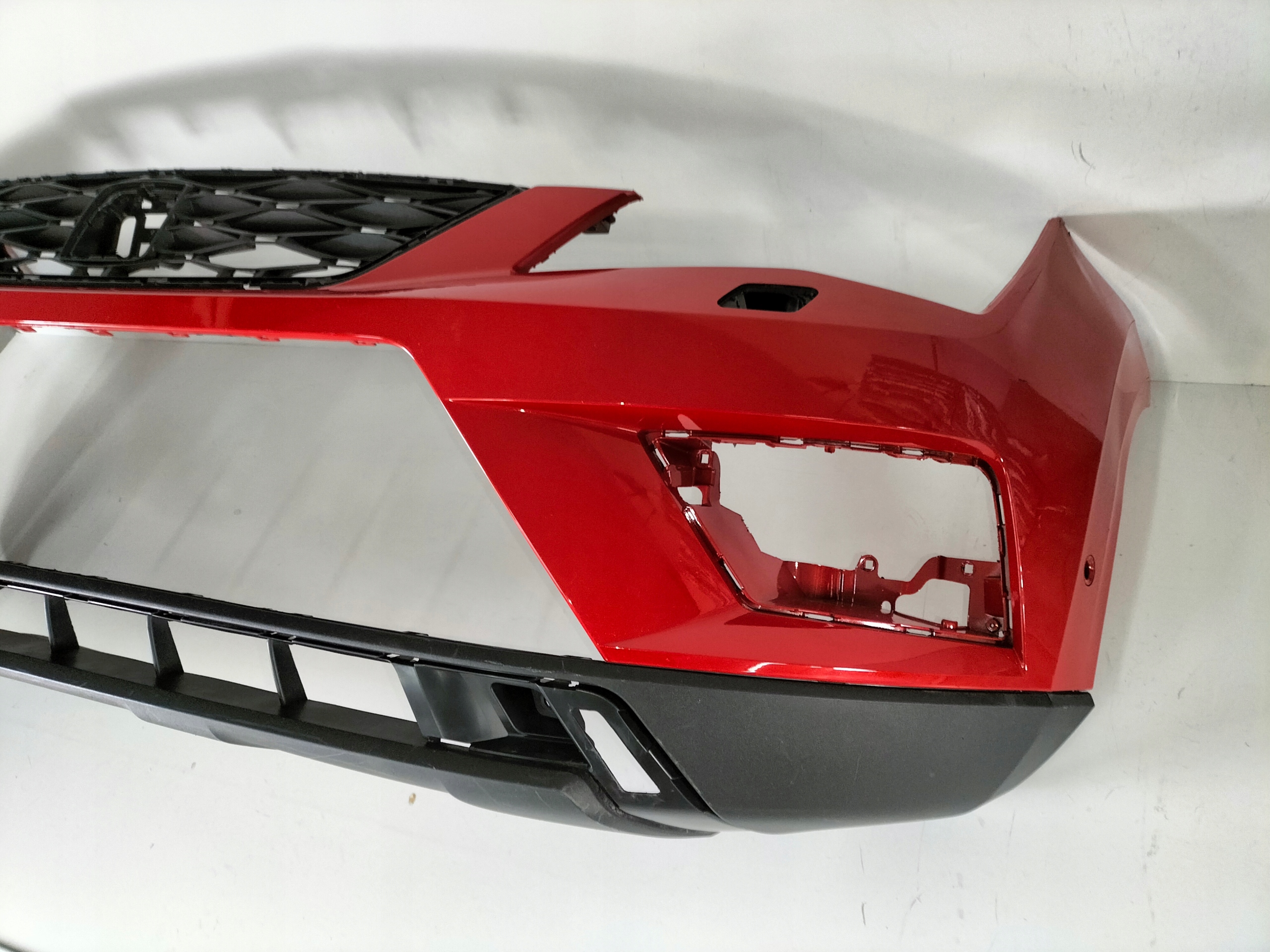 front bumper front SEAT ATECA 16