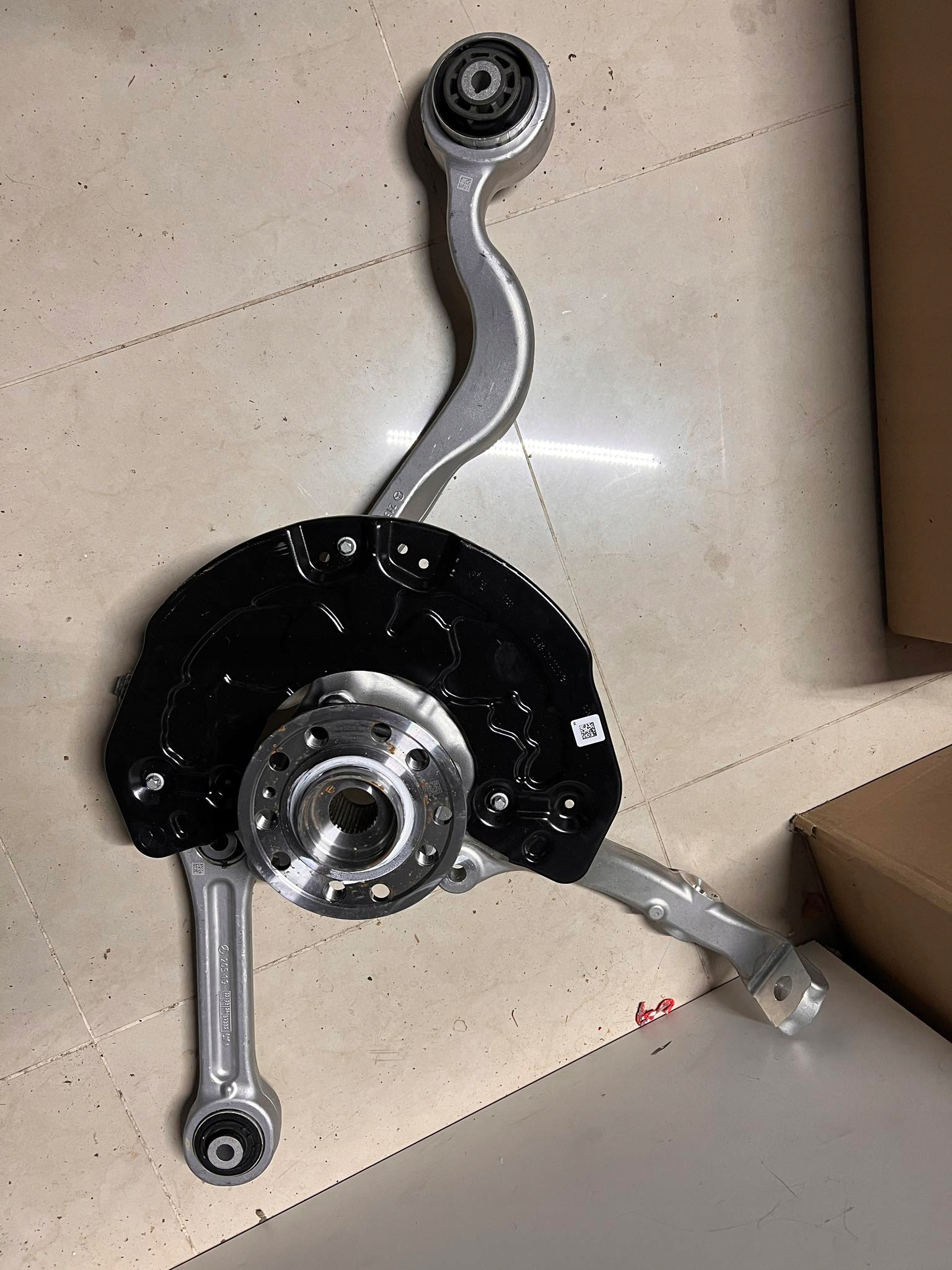 ЦАПФА I ВАЖЕЛЯ MERCEDES W253 GLC W293 EQC A2533320101