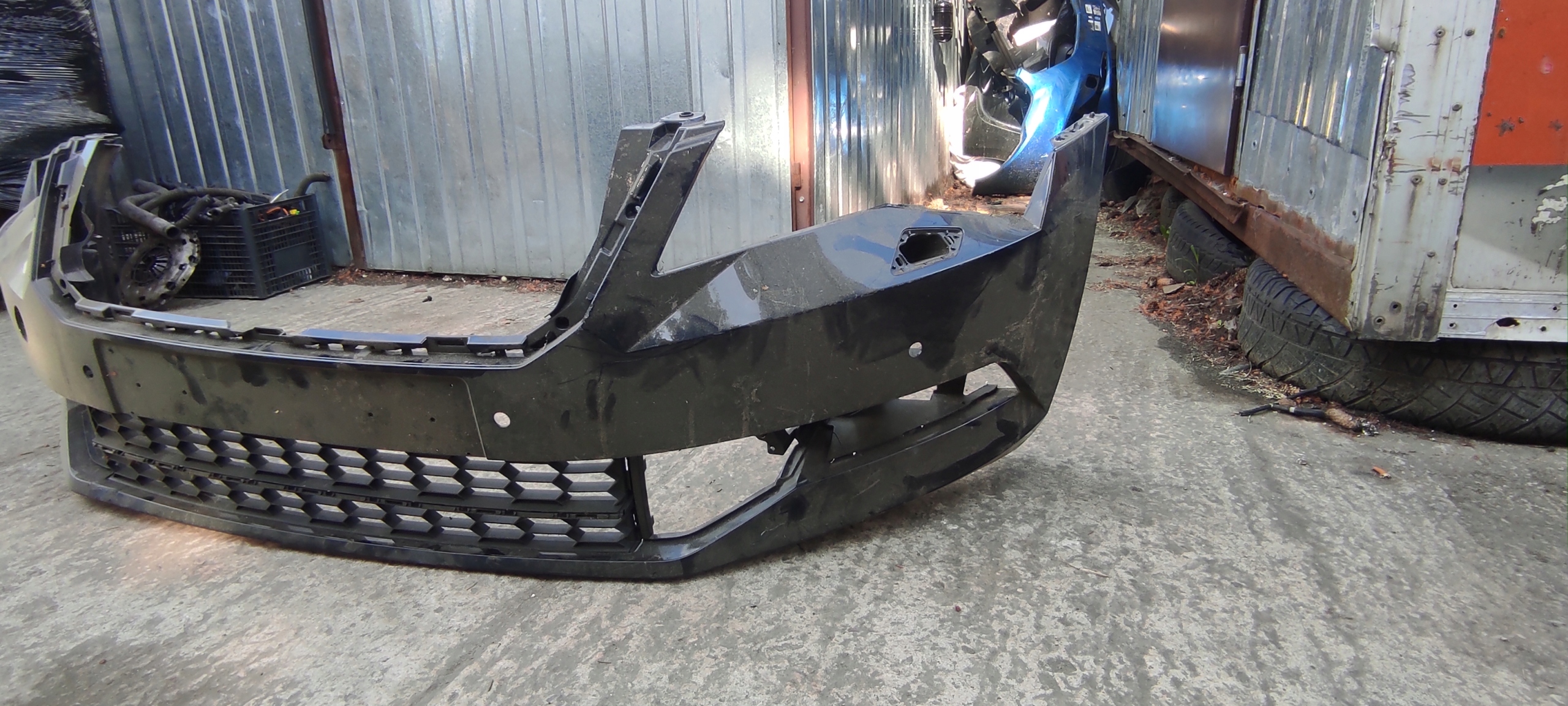 front bumper SKODA SUPERB III 3 LIFT 3V0807221