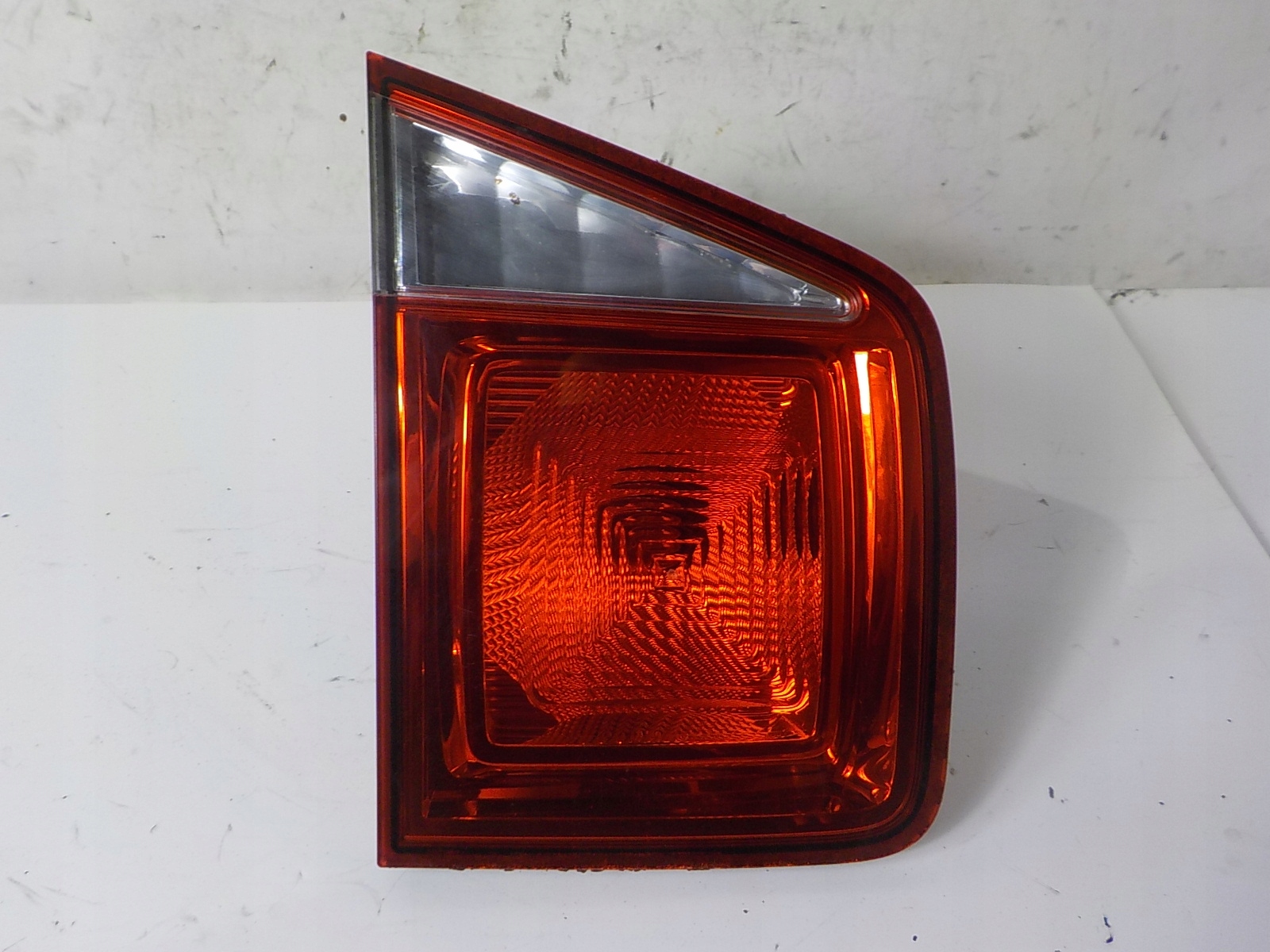 CHEVROLET ORLANDO light to the bonnet left rear left rear part