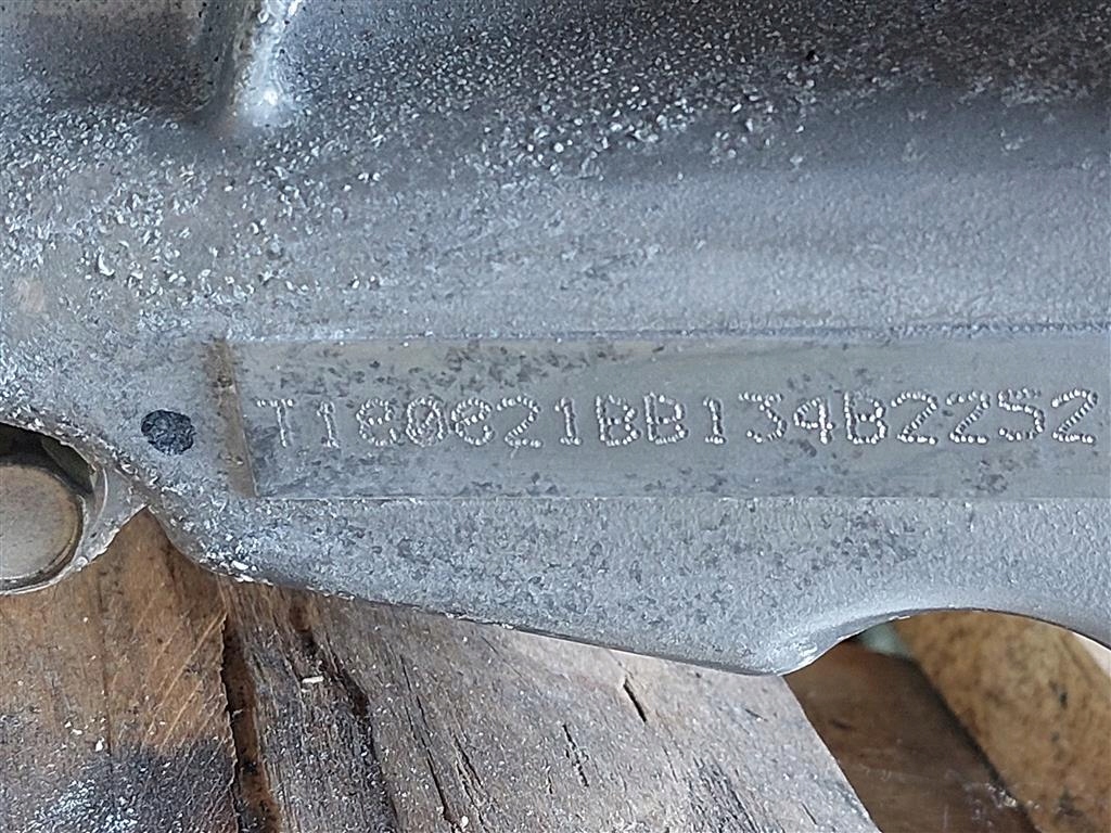 Skrzynia biegów Ford Ranger RAPTOR 2,0 TDCI JB3P-7000-ZE Waga produktu z opakowaniem jednostkowym 40 kg