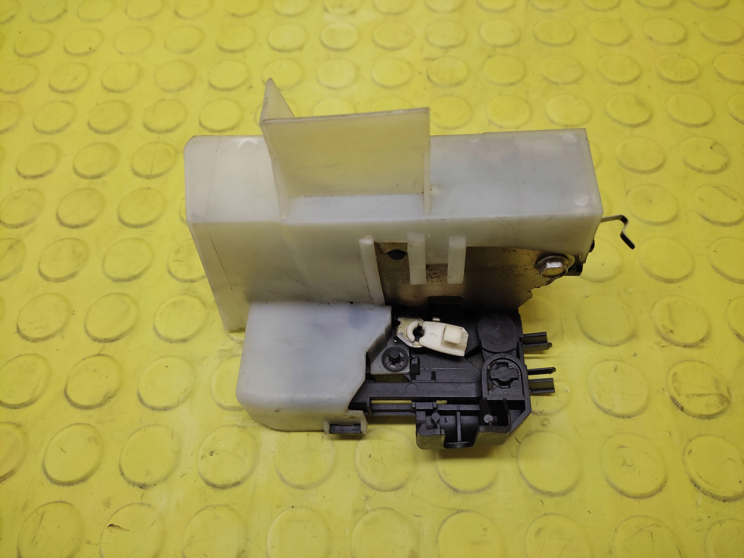 RENAULT MEGANE COUPE lock door right front