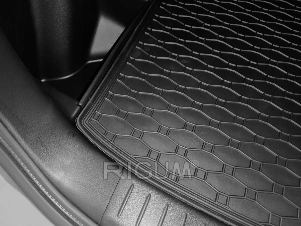 Suzuki Vitara / Vitara Hybrid SUV 2020- Dywanik wkład do bagażnika Kolor czarny