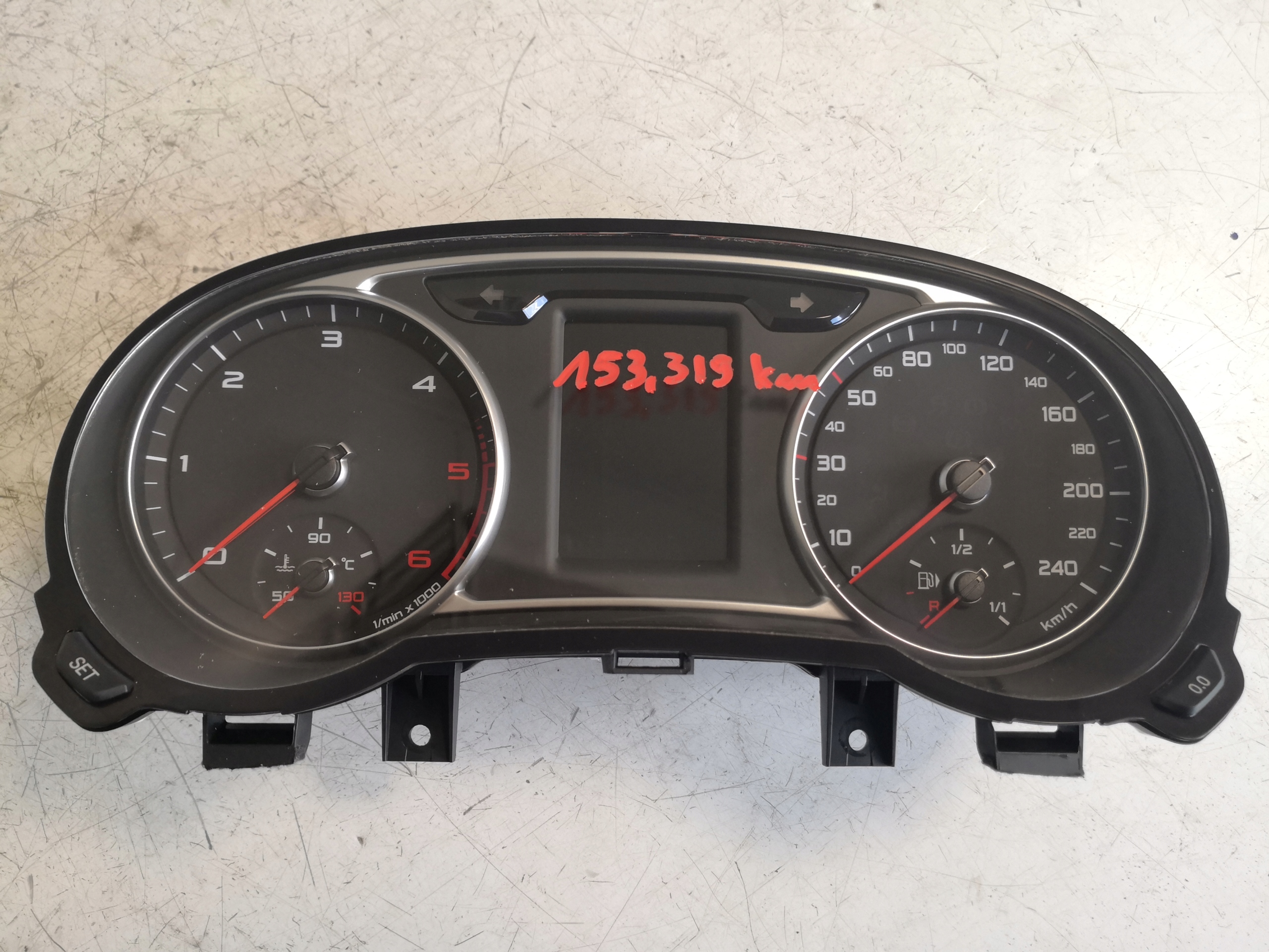 dials dials AUDI A1 8X 8X0920930P EUROPA