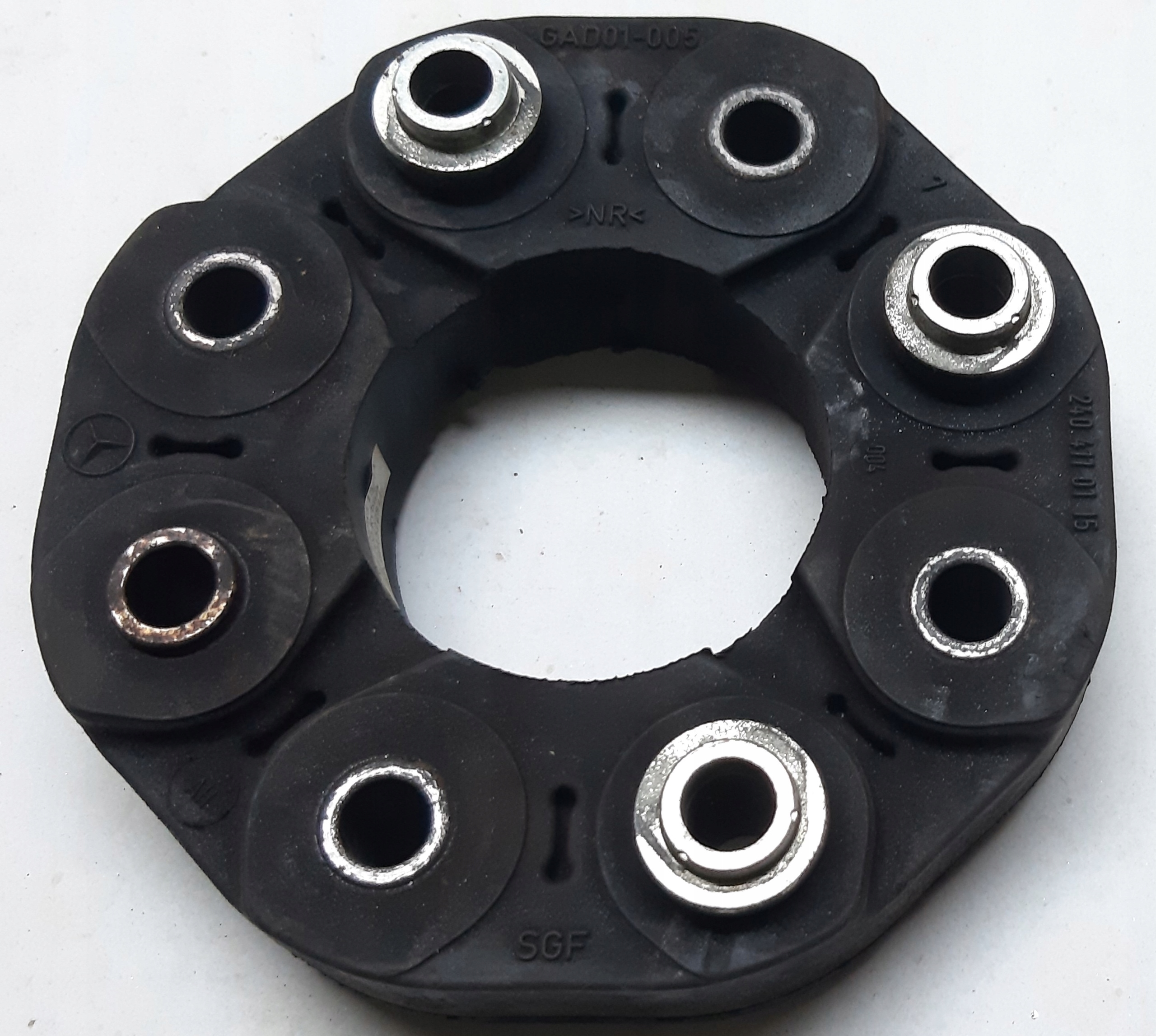 A240 411 - ГНУЧКЕ З'ЄДНАННЯ ВАЛУ МЕРСЕДЕС