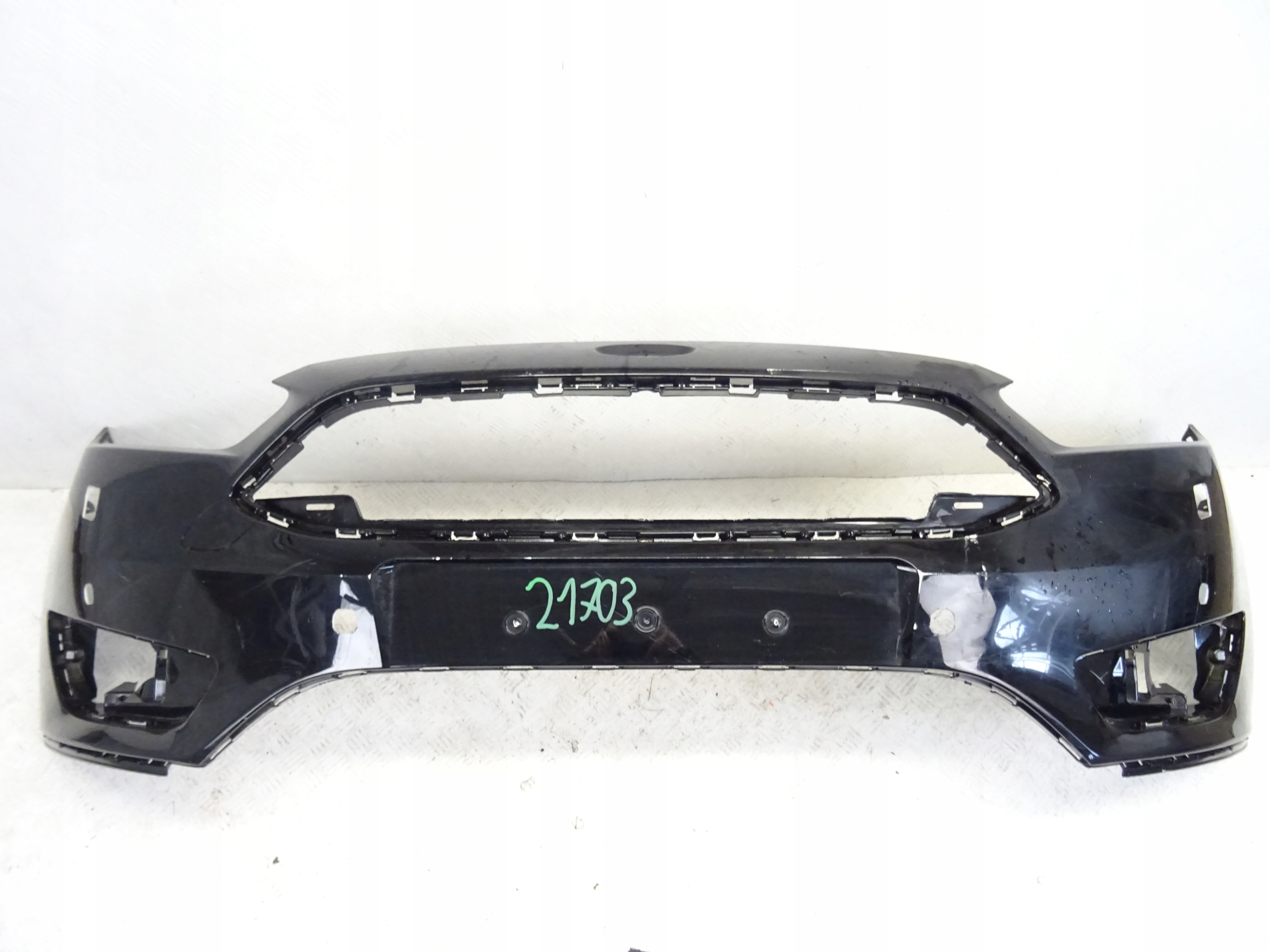 FORD FOCUS MK3 3 nárazník předek přední