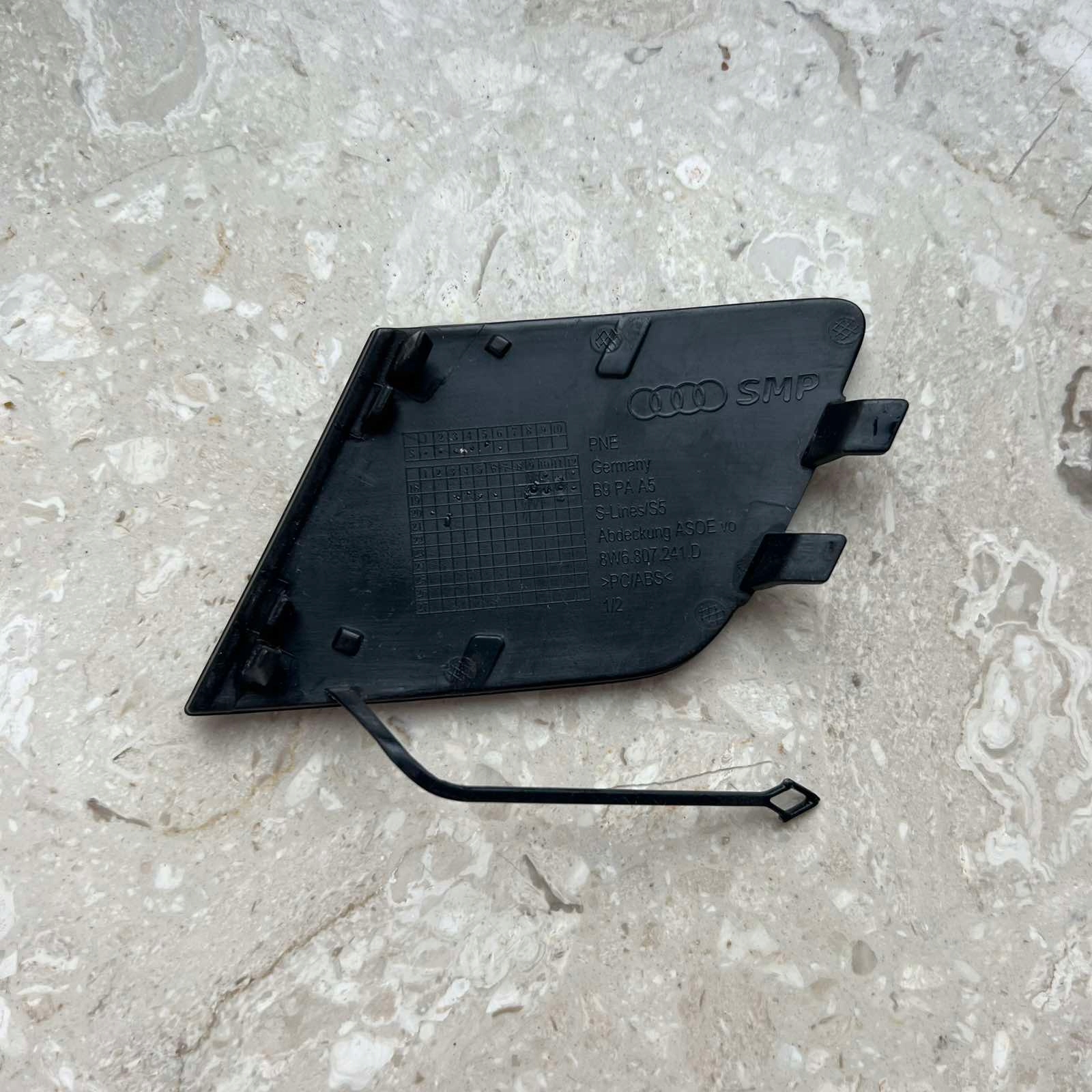 AUDI A5 B9 S-LINE 2019- towing hook cap front 8W6807241D