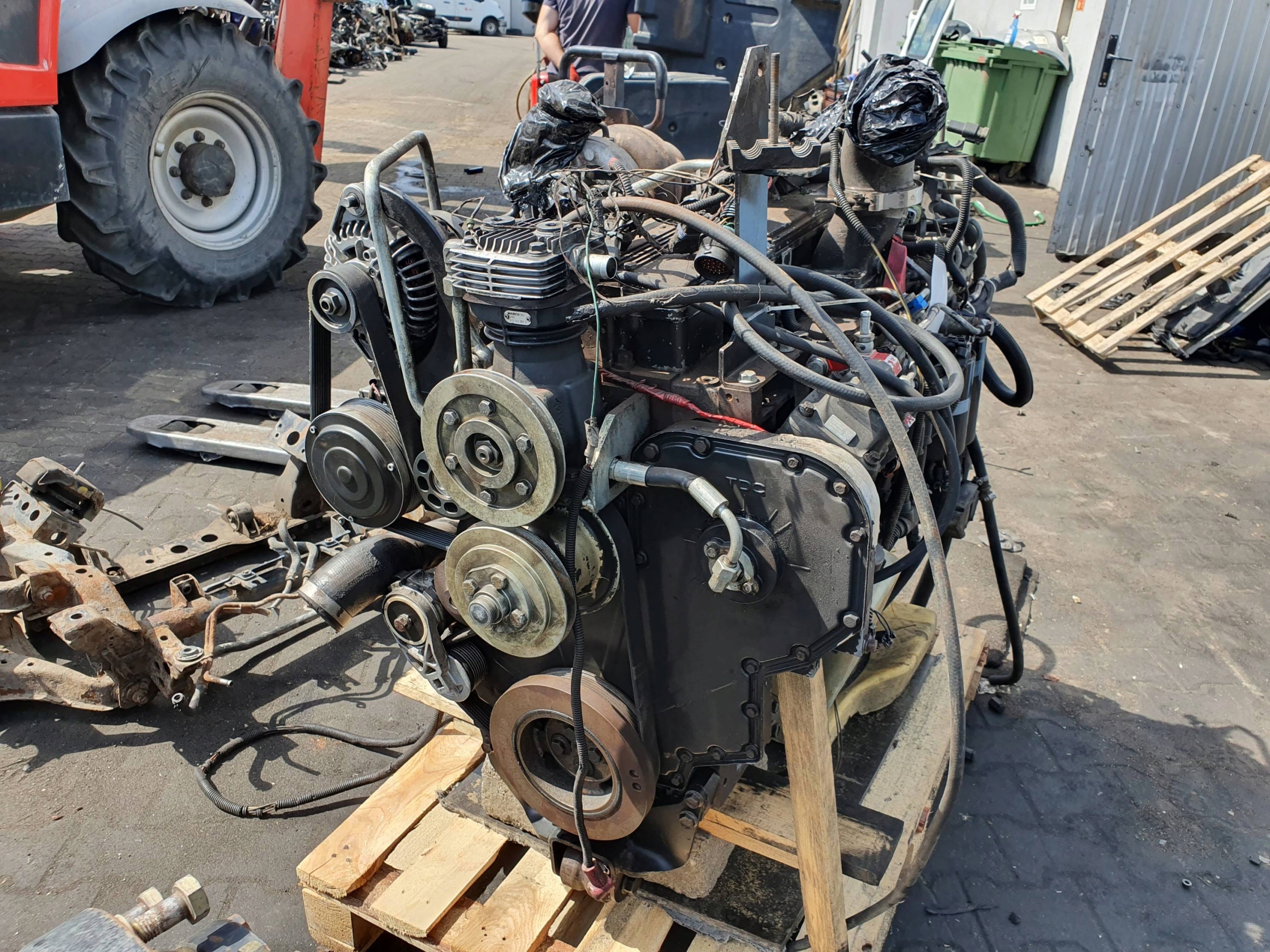 engine pillar CUMMINS 505/8.3 CASE MAGNUM 280