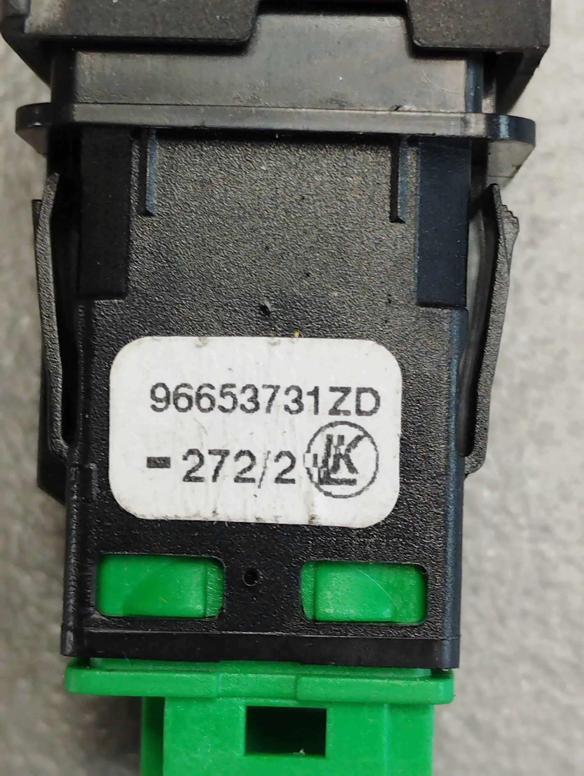 Peugeot 3008 and switch KOMPUTERA 96653731ZD