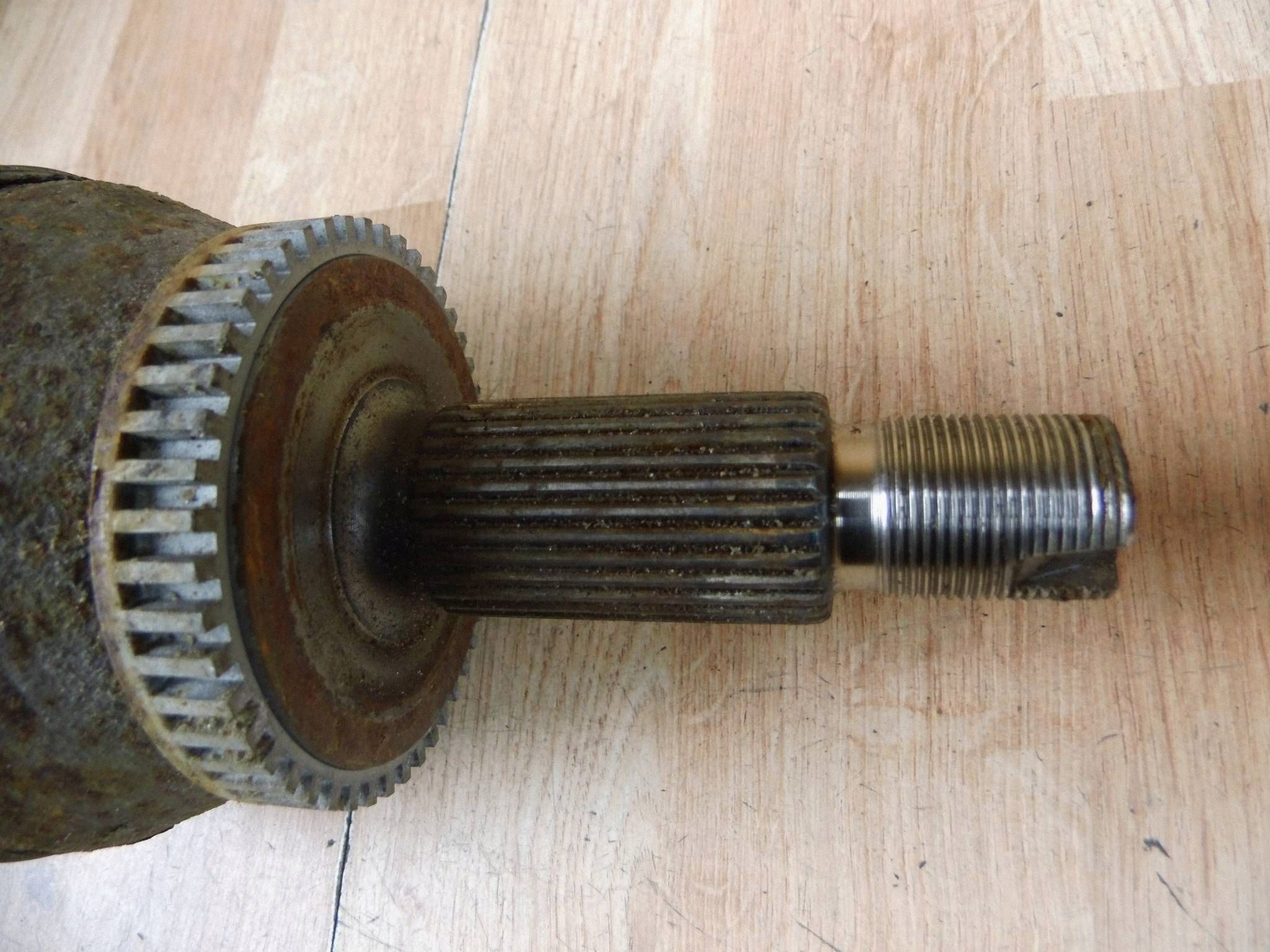 KIA Stinger 3.3 semi-axis right front right front 49501J5300