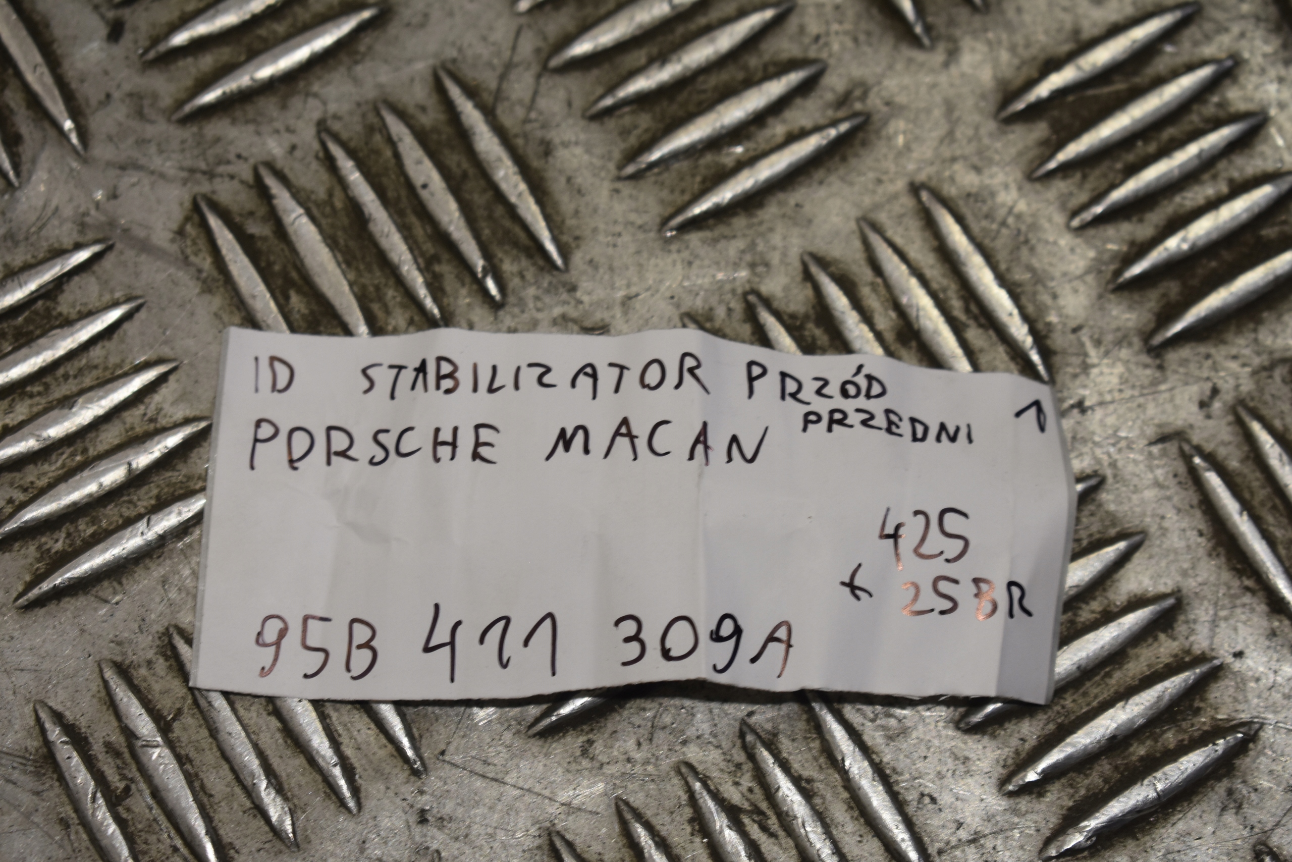 IDEALNY STABILIZATOR front front PORSCHE MACAN 1