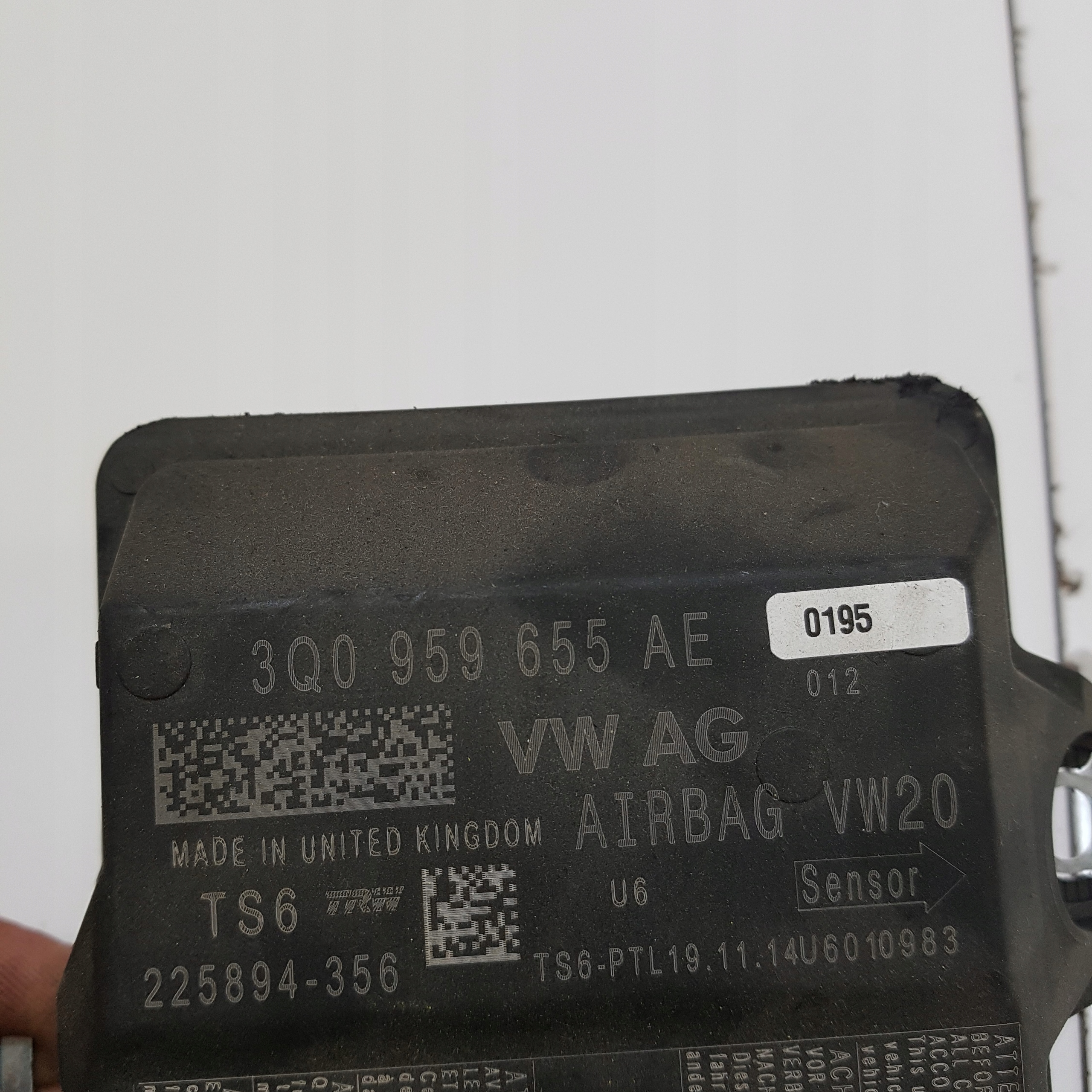 SENSOR airbag airbag VOLKSWAGEN PASSAT B8 3Q0959655AE