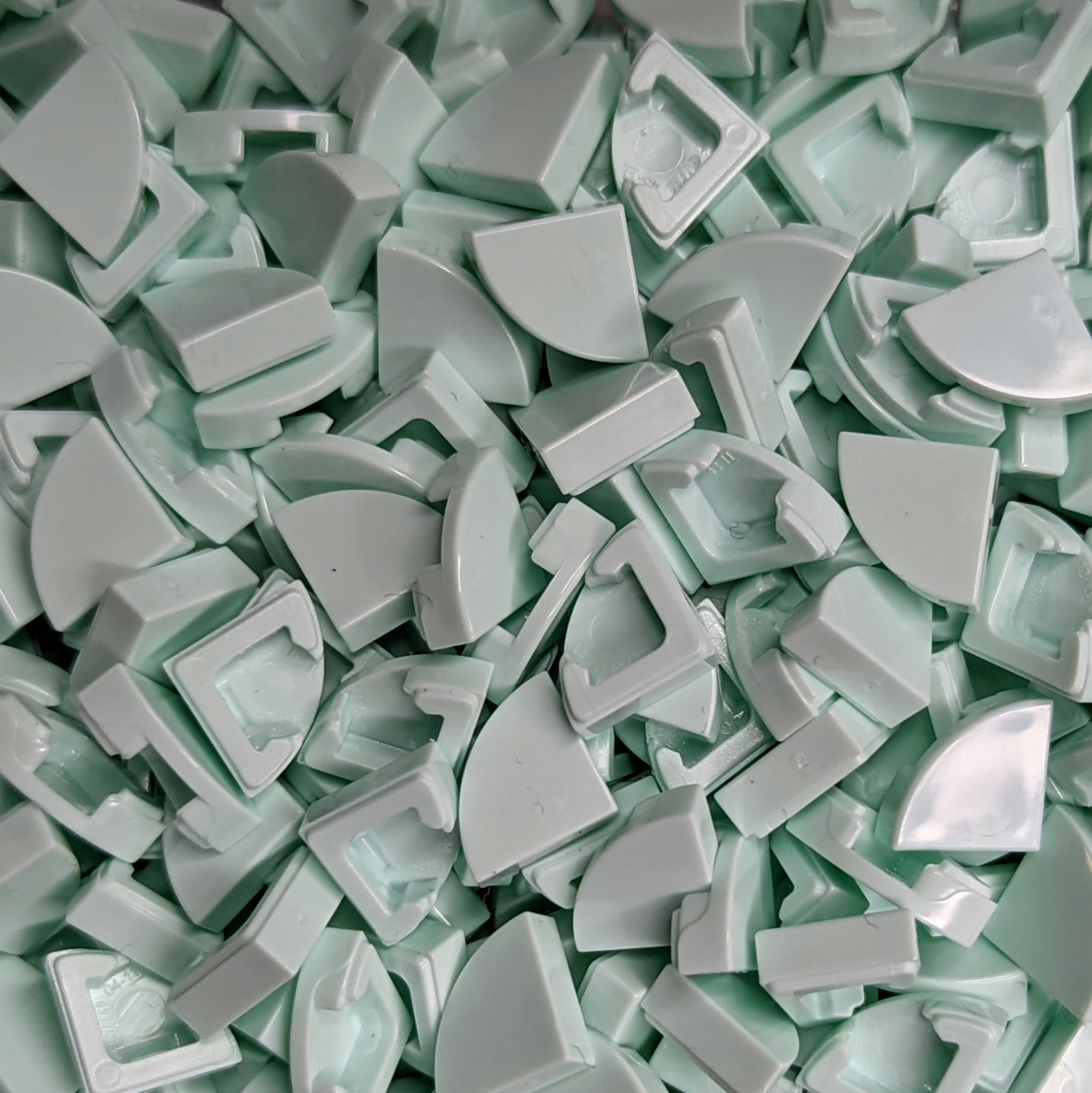 

Pakiet Lego 25269 Tile 1x1 ćwiartka Light Aqua 20N